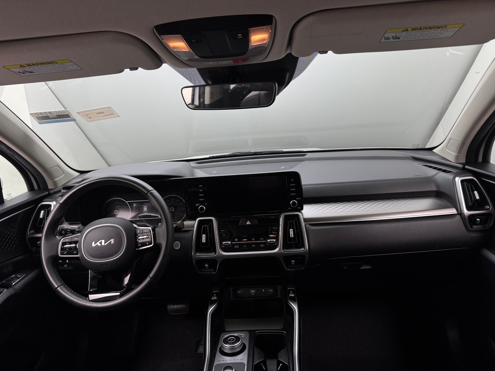 Thumbnail: 2024 Kia Sorento - 2