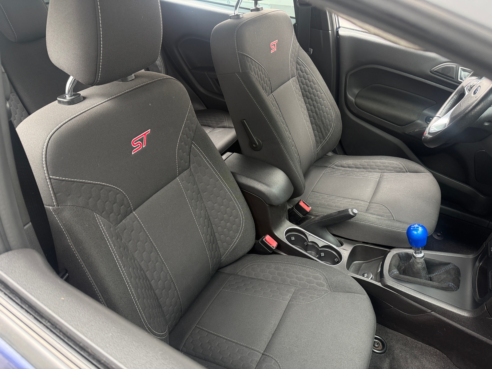 Thumbnail: 2016 Ford Fiesta - 2