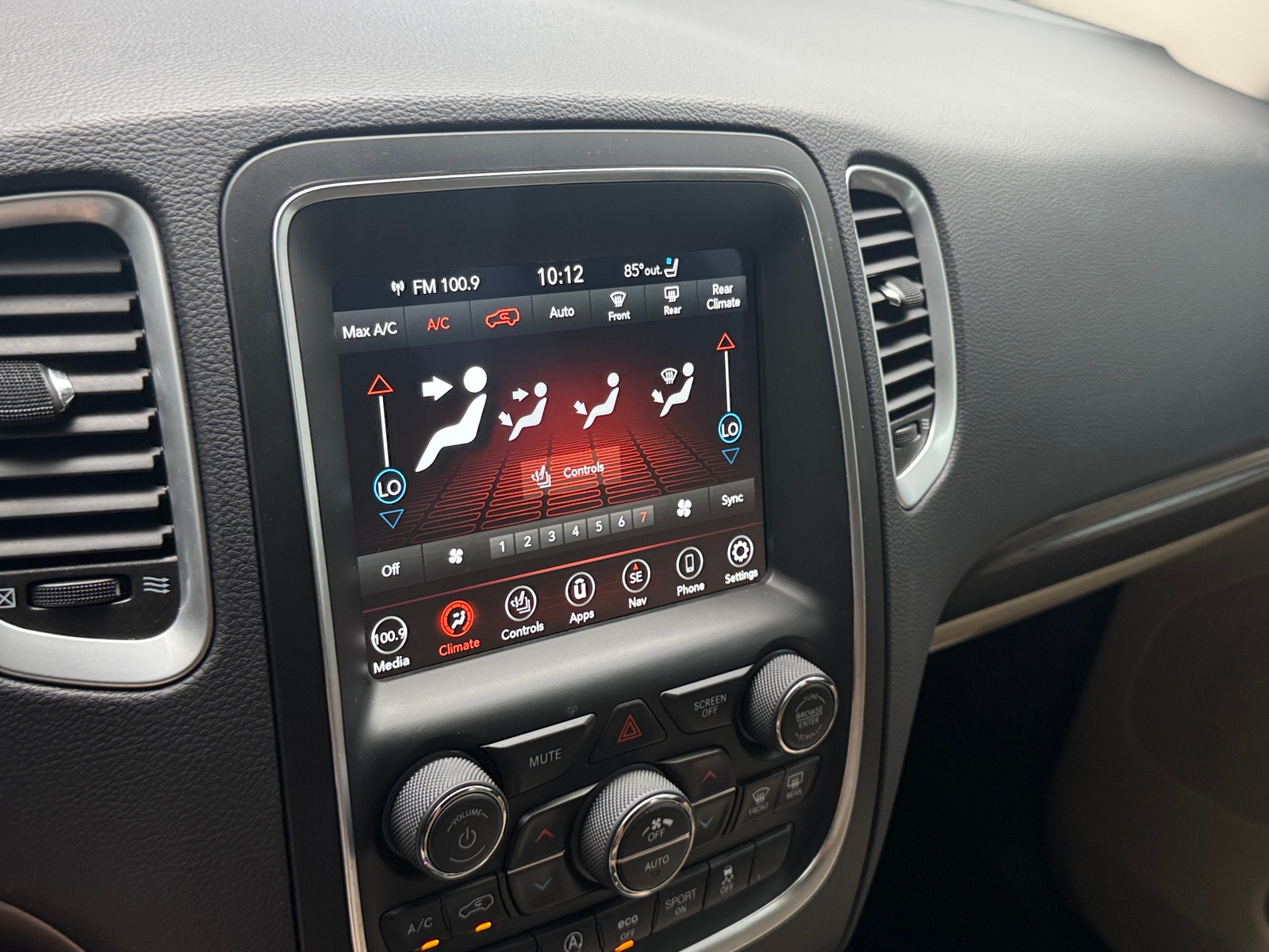 Thumbnail: 2018 Dodge Durango - 3
