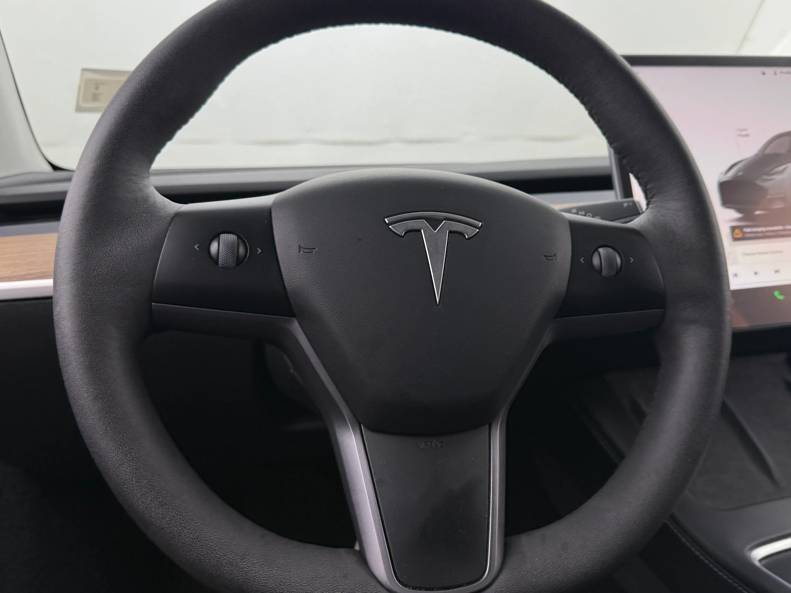 Thumbnail: 2022 Tesla Model Y - 4