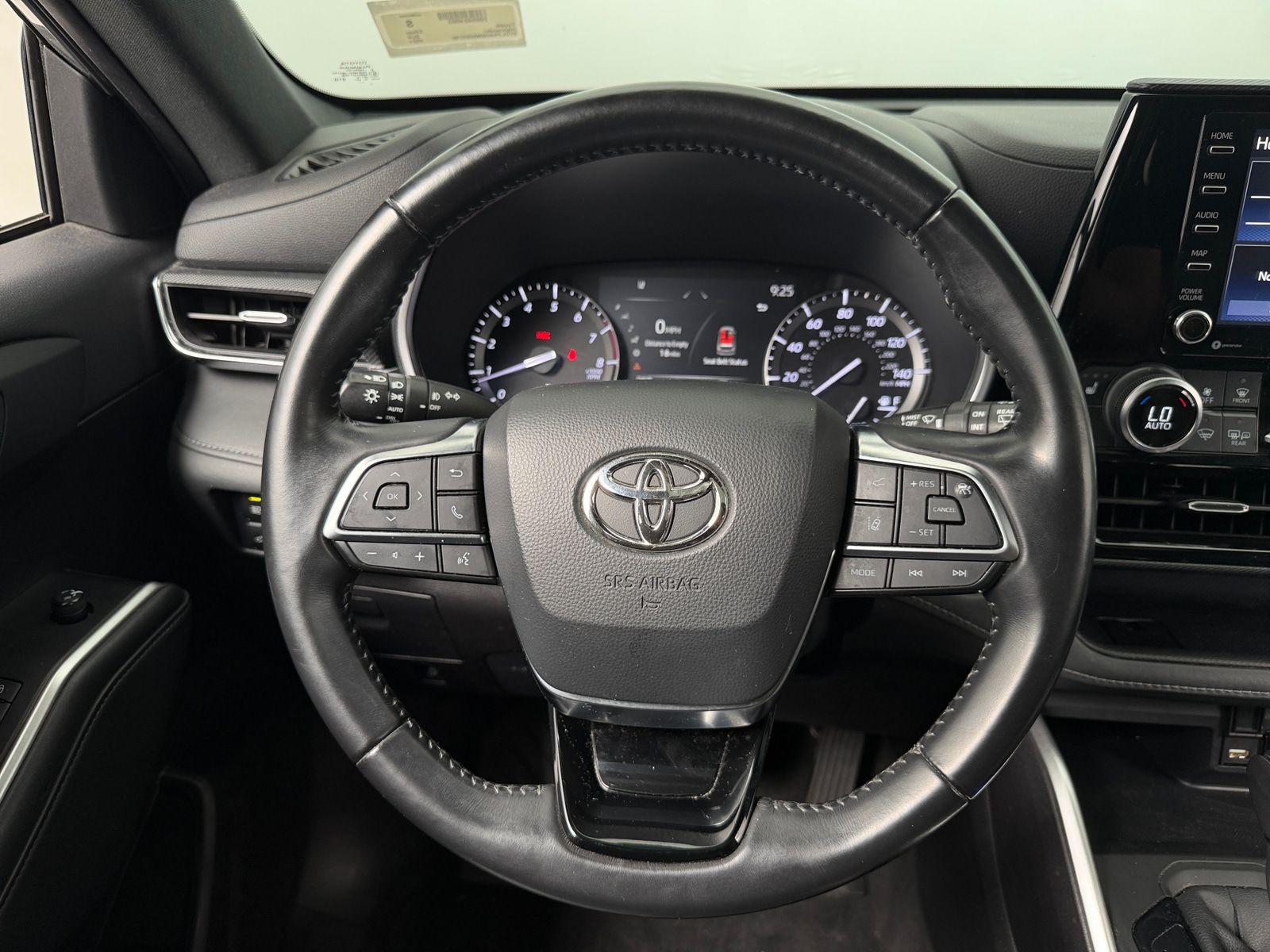 Thumbnail: 2021 Toyota Highlander - 4