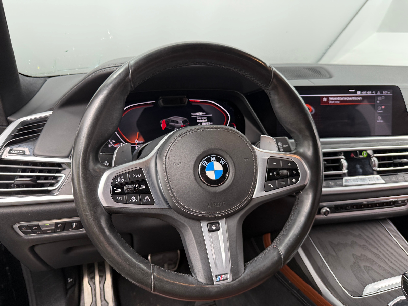 Thumbnail: 2019 BMW X7 - 4