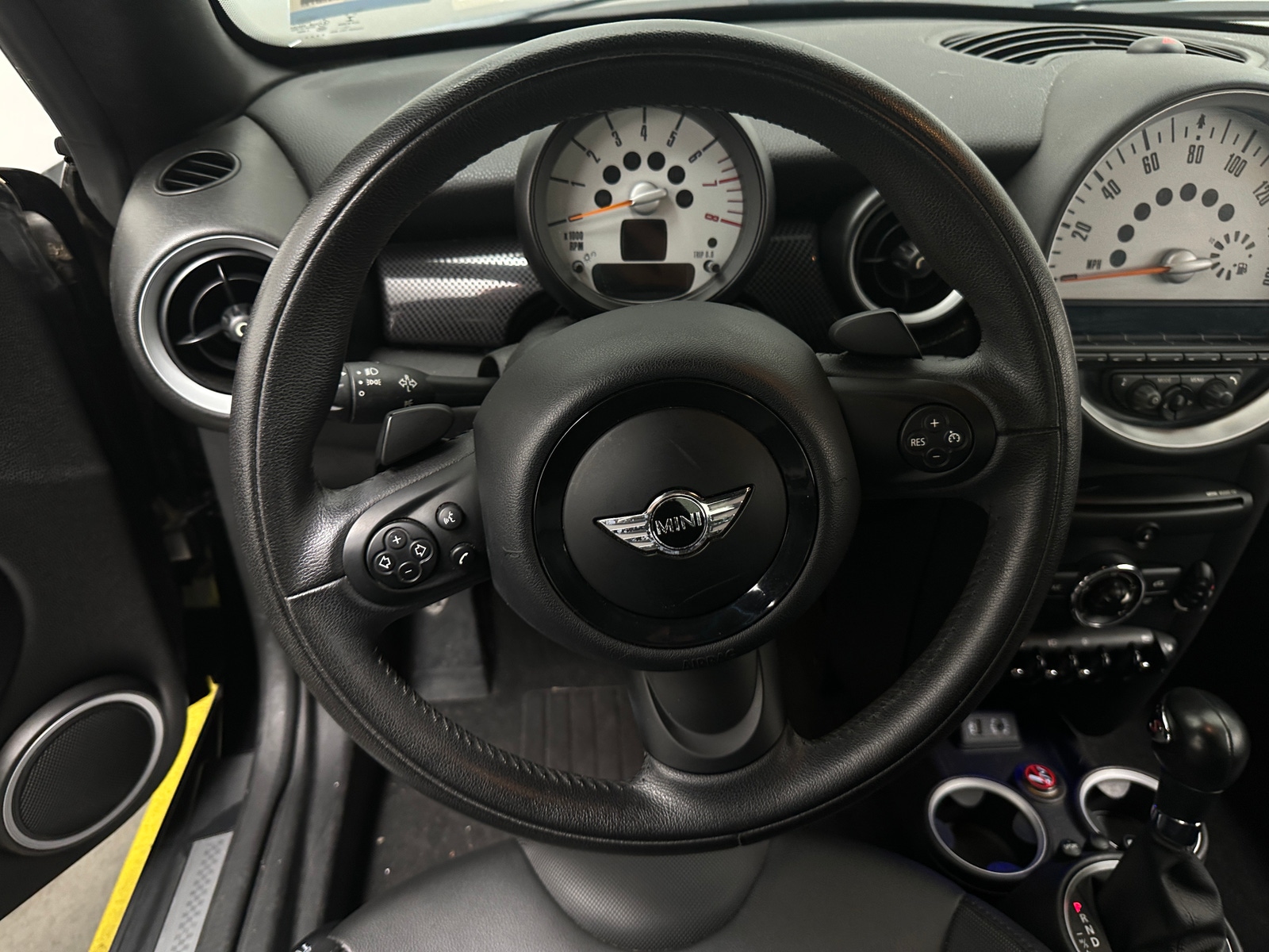 Thumbnail: 2014 MINI Cooper Coupe - 4