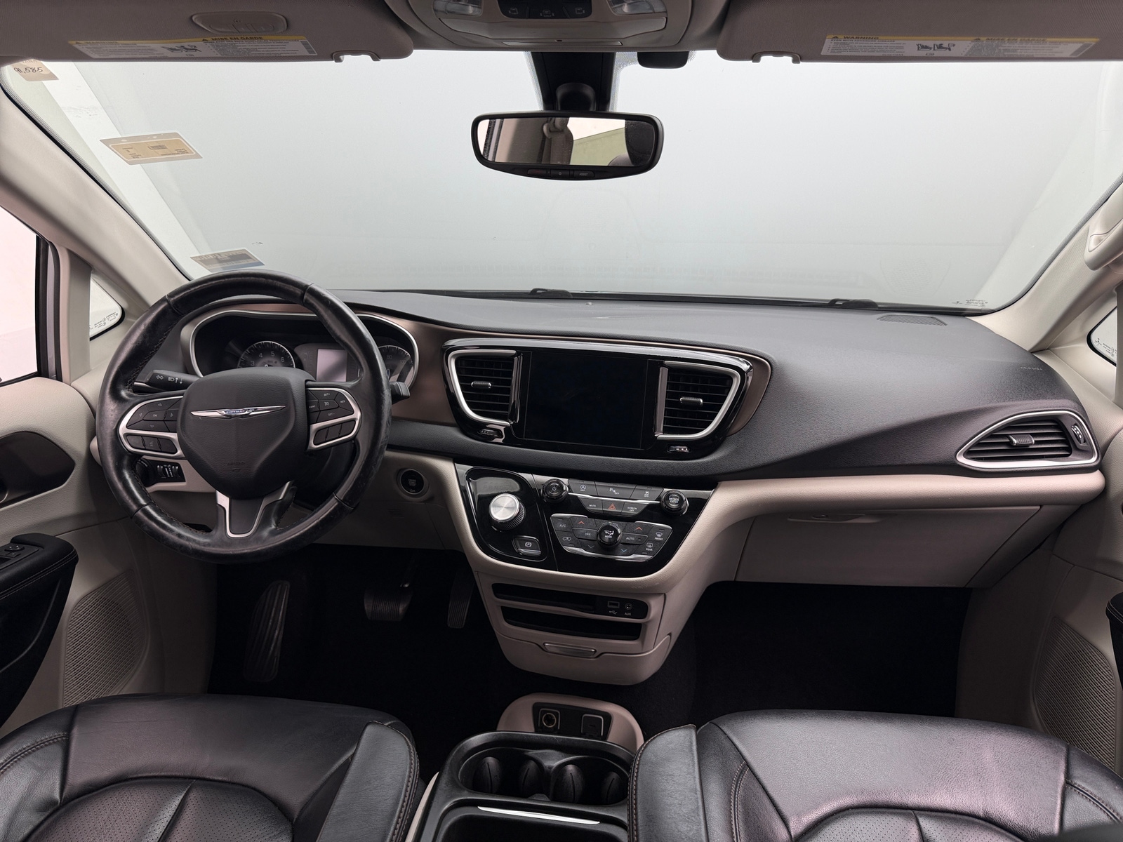 Thumbnail: 2019 Chrysler Pacifica - 2