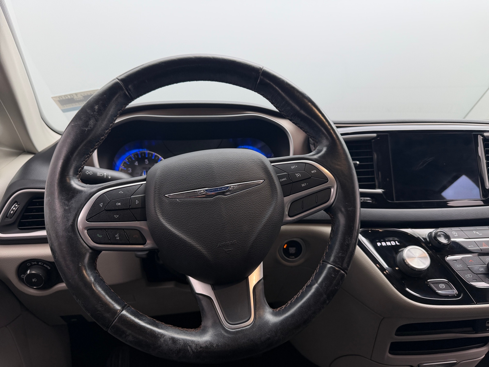 Thumbnail: 2019 Chrysler Pacifica - 4