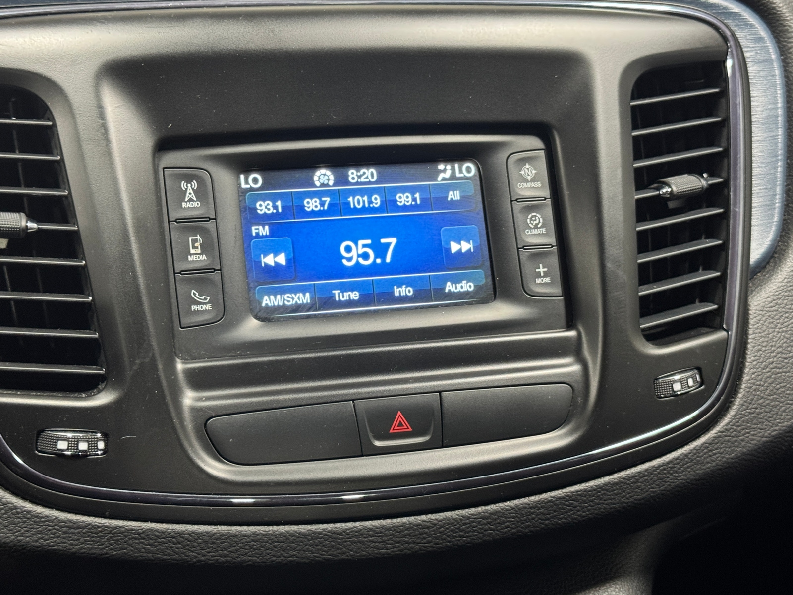 Thumbnail: 2016 Chrysler 200 - 4