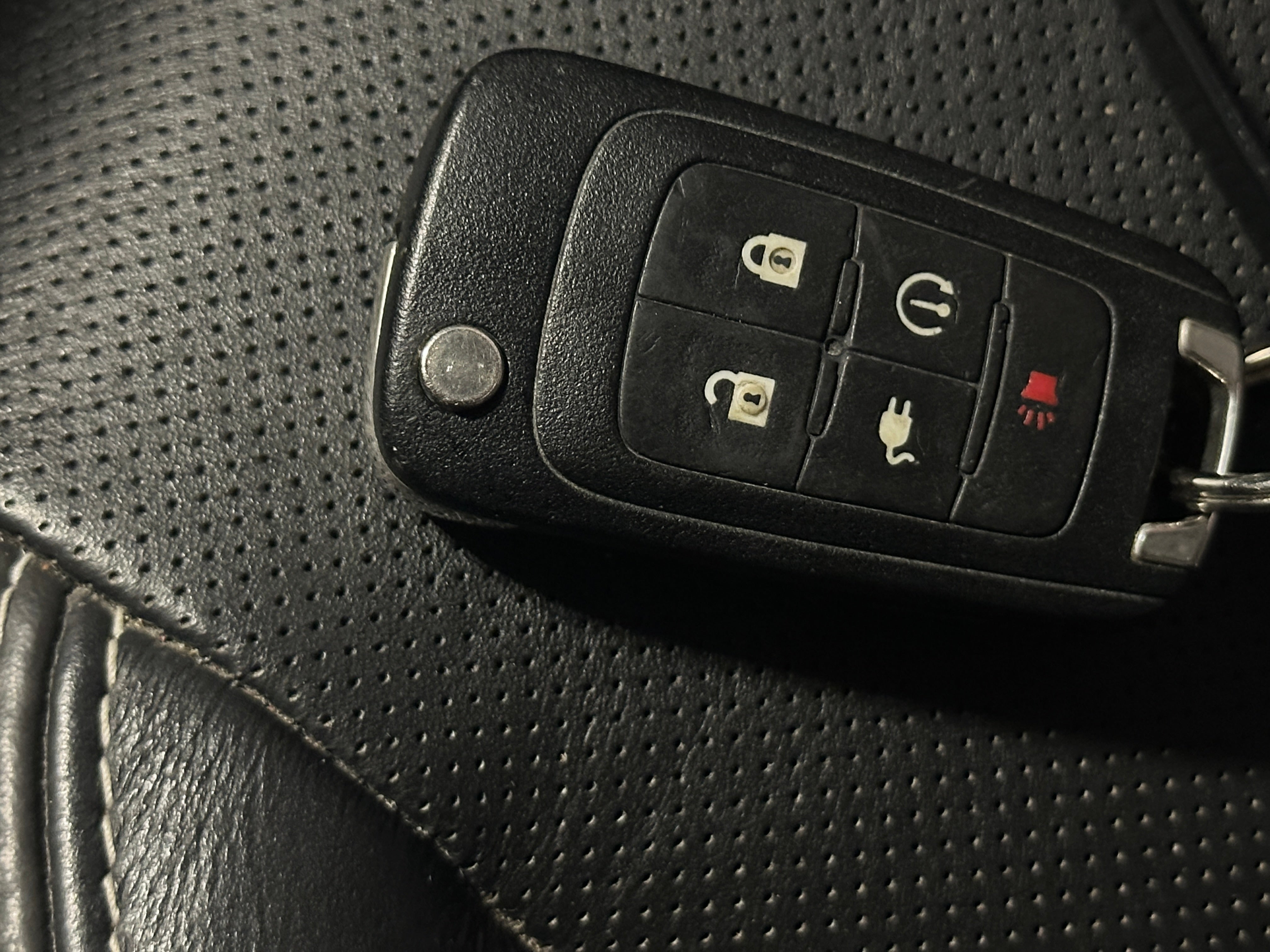 Used 2012 Chevrolet Volt Base with VIN 1G1RB6E42CU102843 for sale in Colonial Heights, VA
