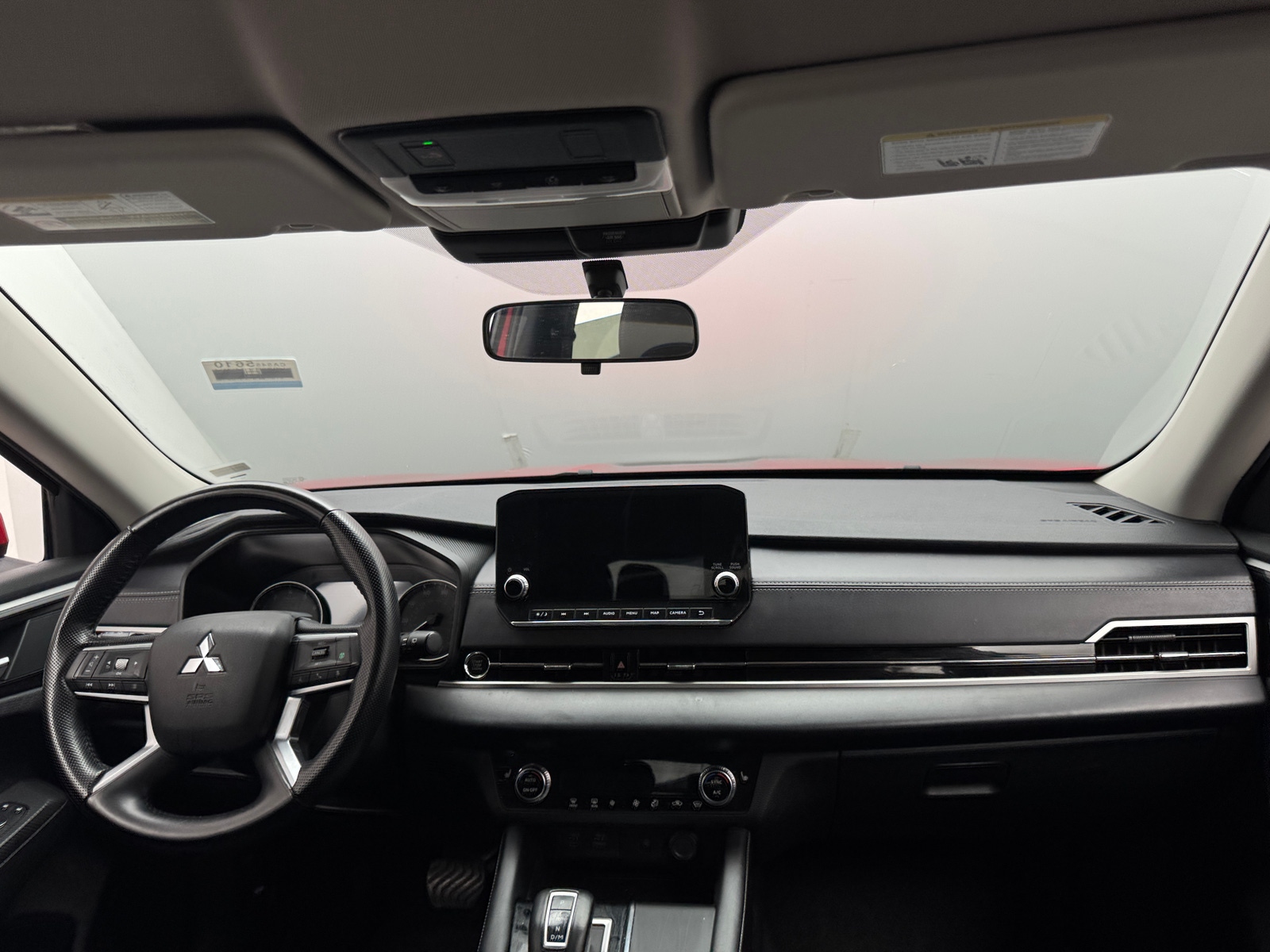 Thumbnail: 2024 Mitsubishi Outlander - 2