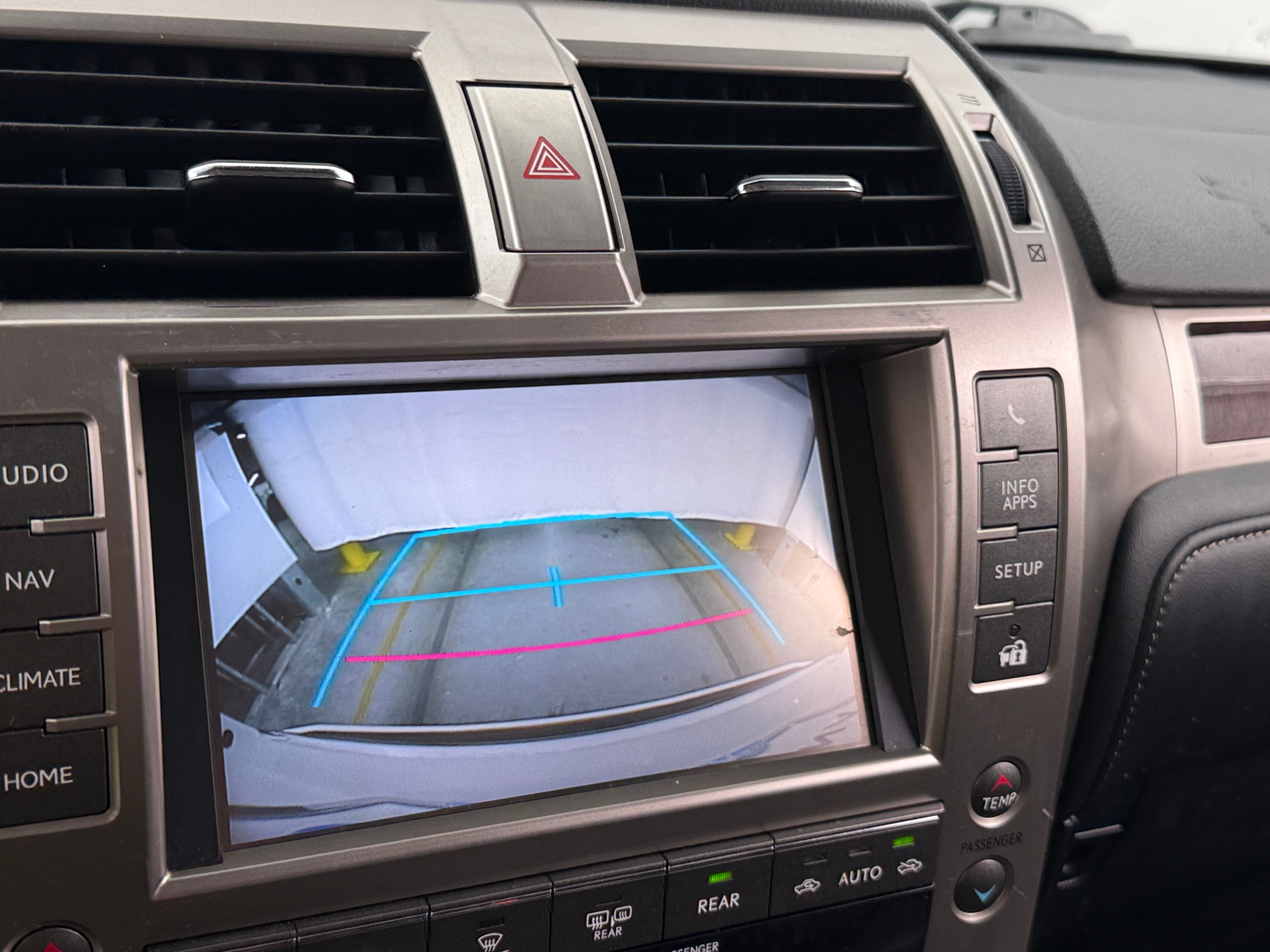 2017 Lexus GX Base - Photo 16