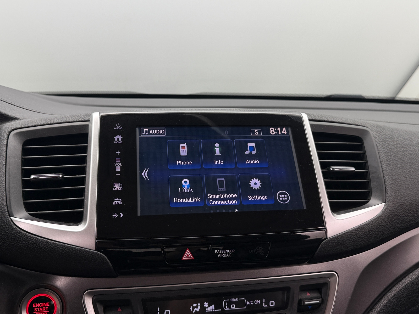 Thumbnail: 2017 Honda Pilot - 3