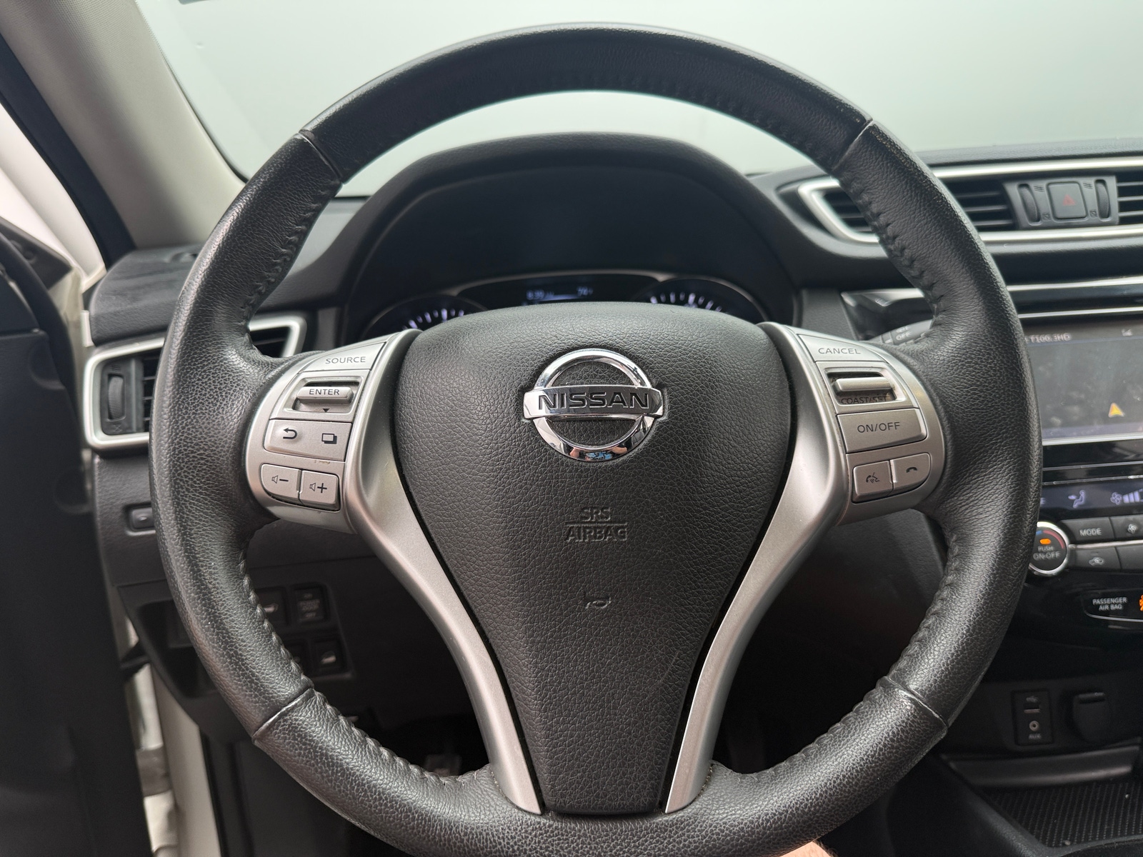 Thumbnail: 2016 Nissan Rogue - 4