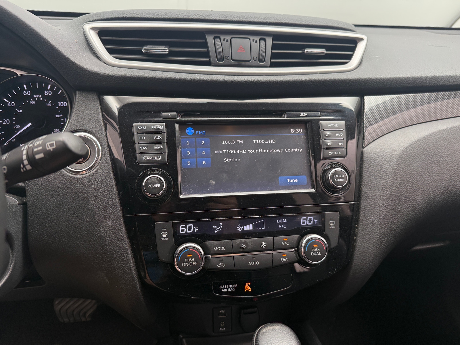 Thumbnail: 2016 Nissan Rogue - 3