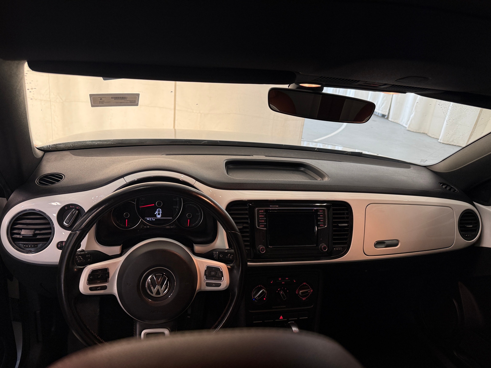 Thumbnail: 2017 Volkswagen Beetle - 3