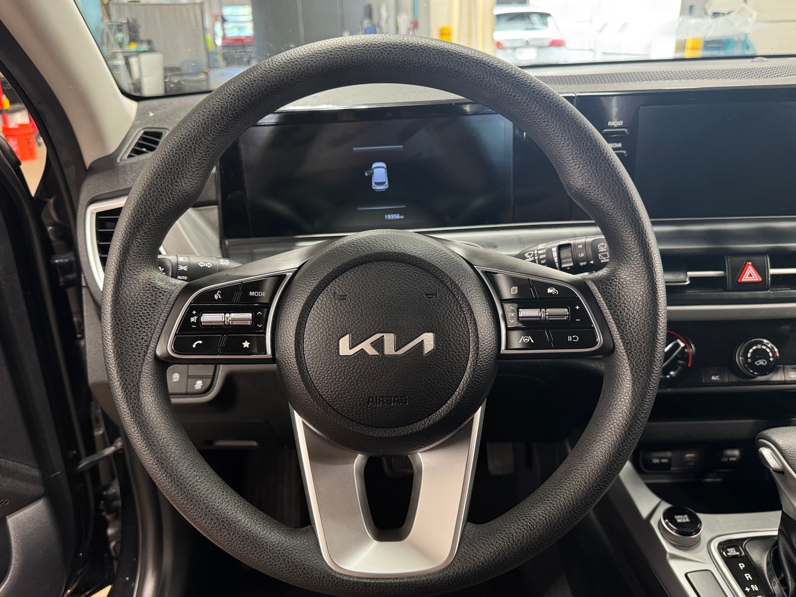 Thumbnail: 2024 Kia Seltos - 5