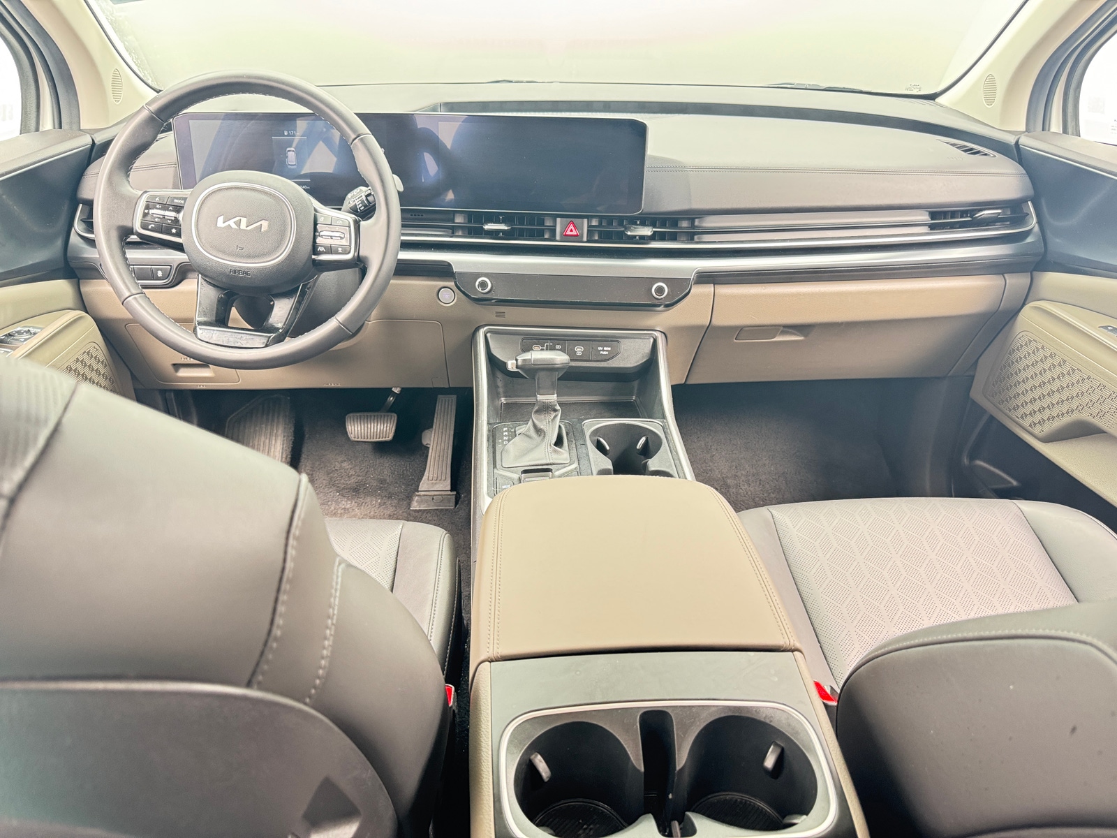 Thumbnail: 2026 Kia Carnival - 2
