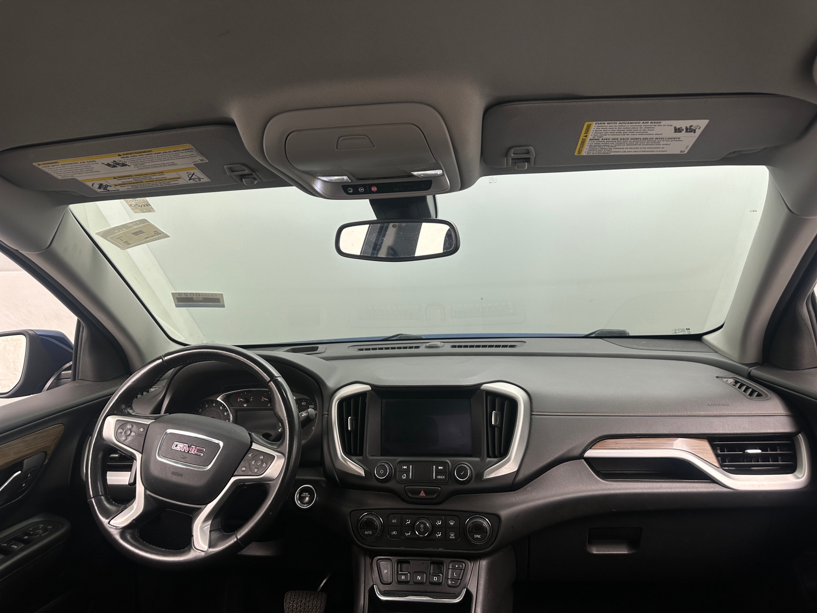 Thumbnail: 2020 GMC Terrain - 3