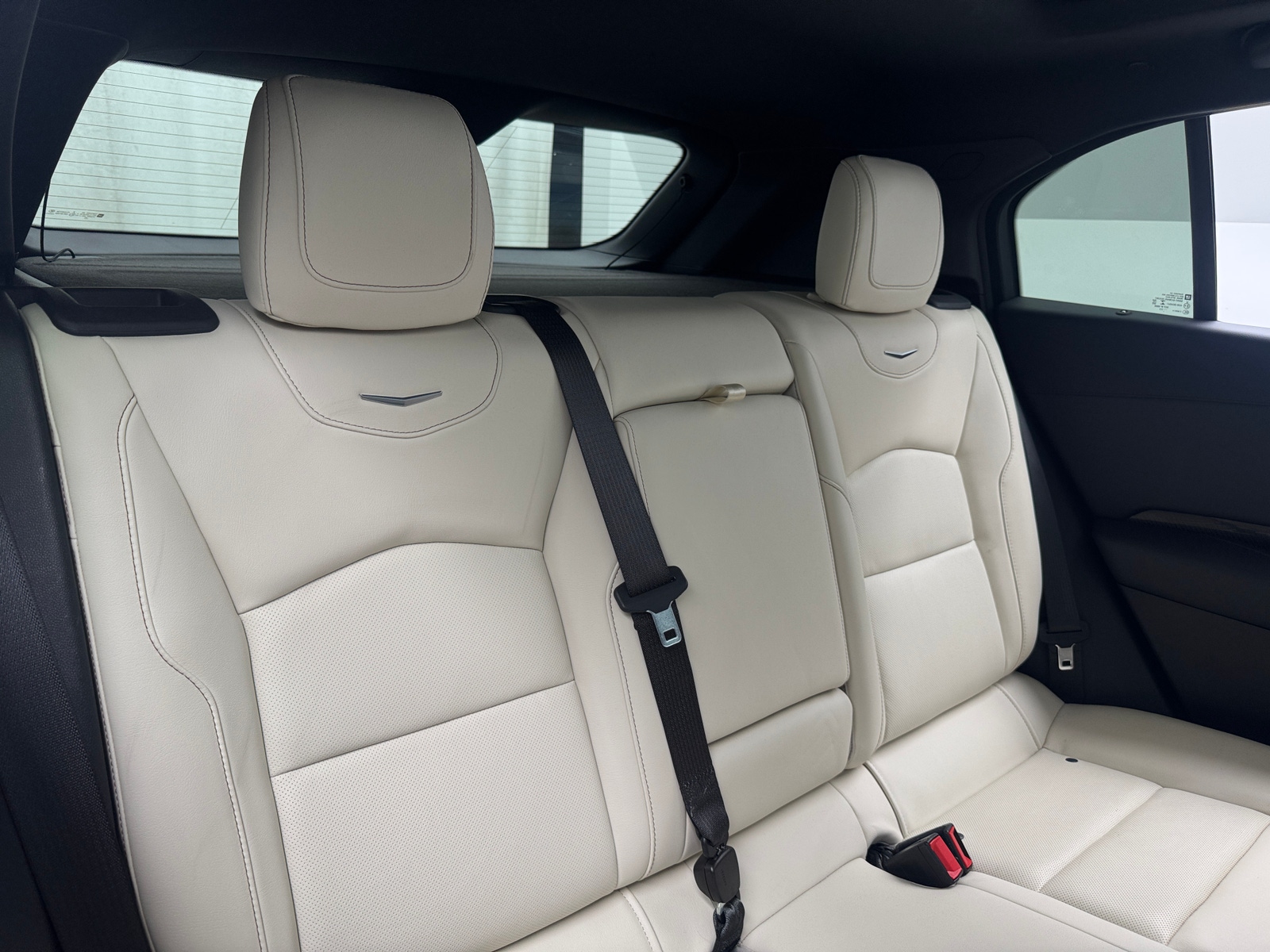 Thumbnail: 2023 Cadillac XT4 - 5