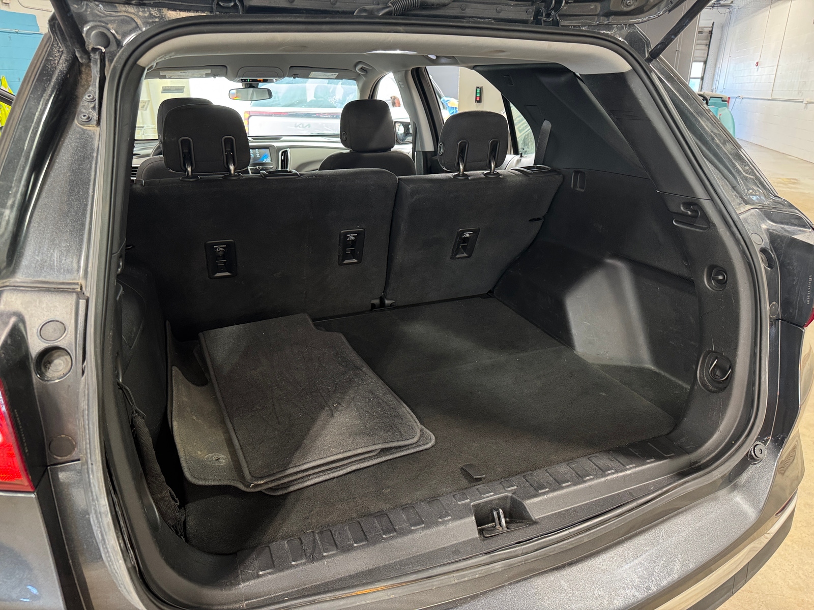 Thumbnail: 2018 Chevrolet Equinox - 7