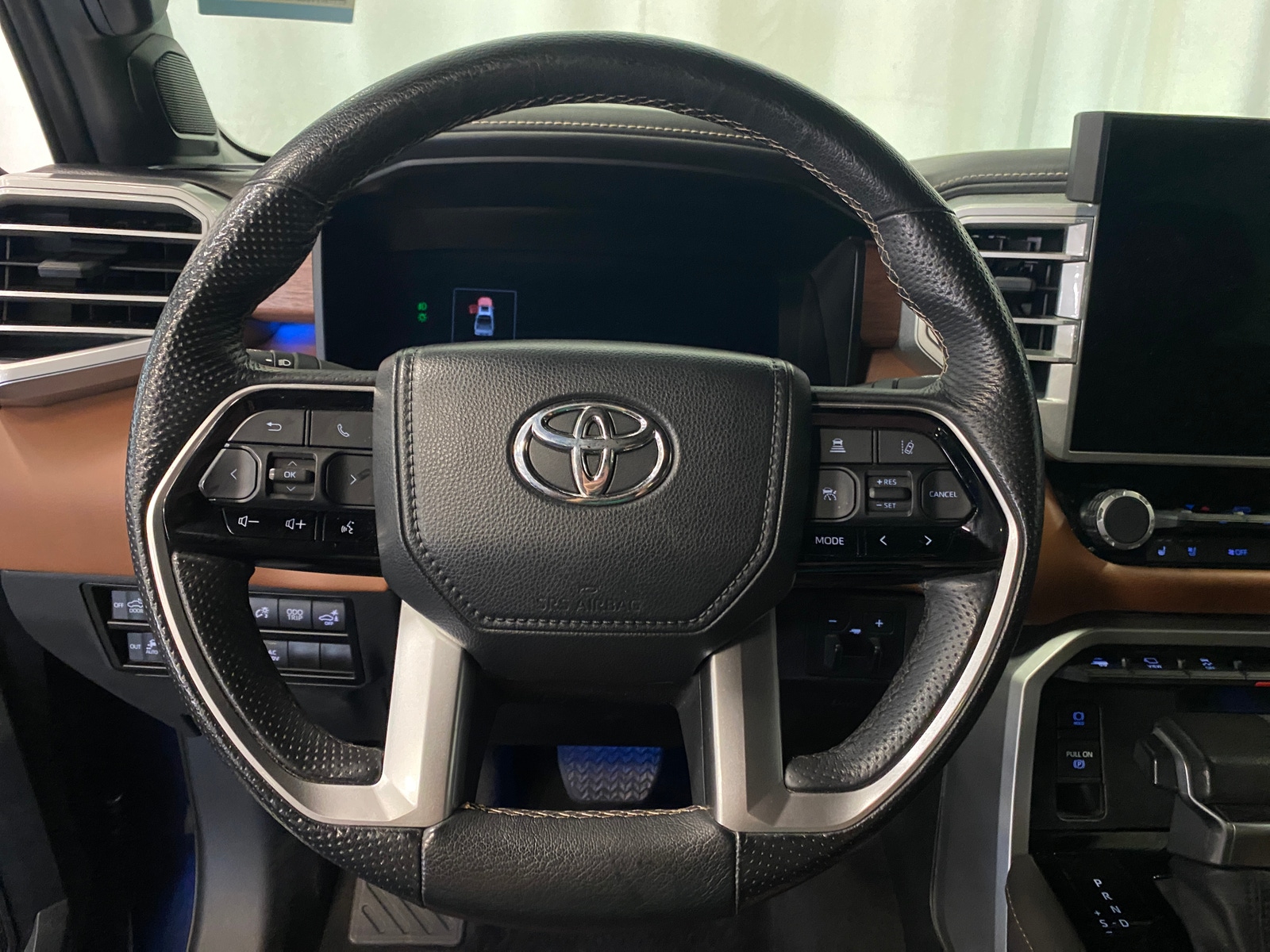 Thumbnail: 2023 Toyota Tundra - 4