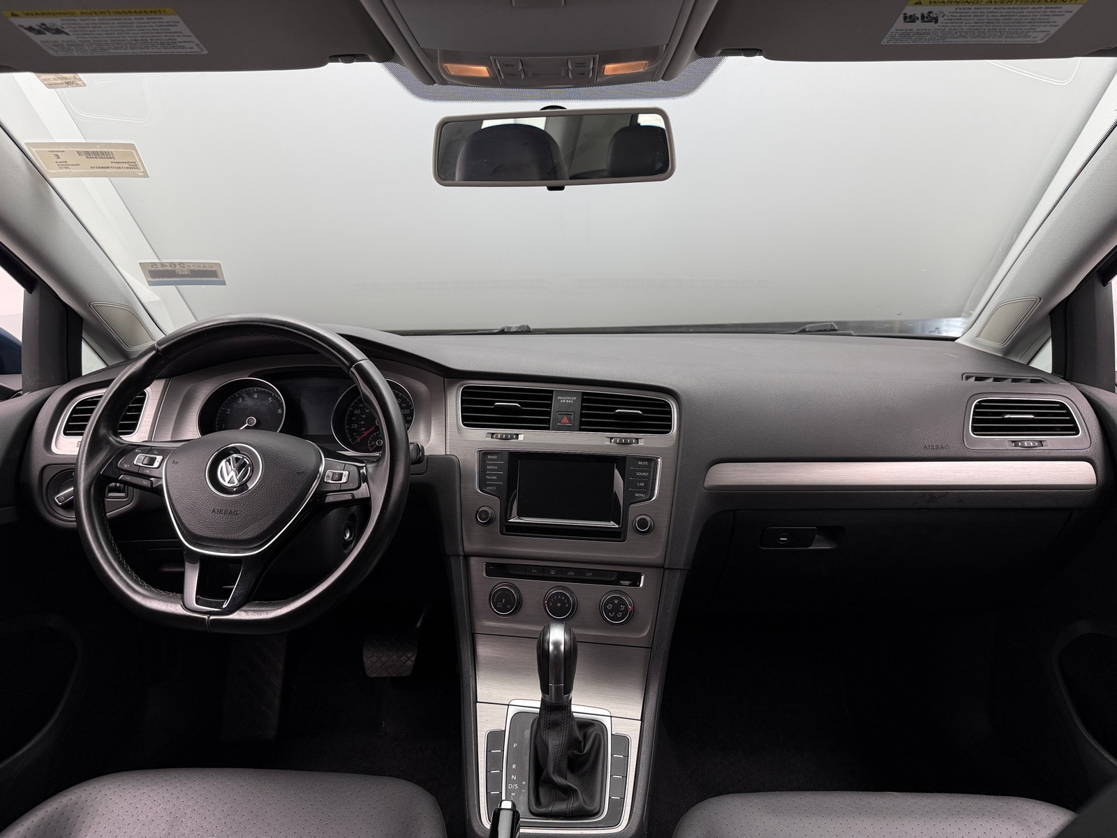 Thumbnail: 2015 Volkswagen Golf - 2