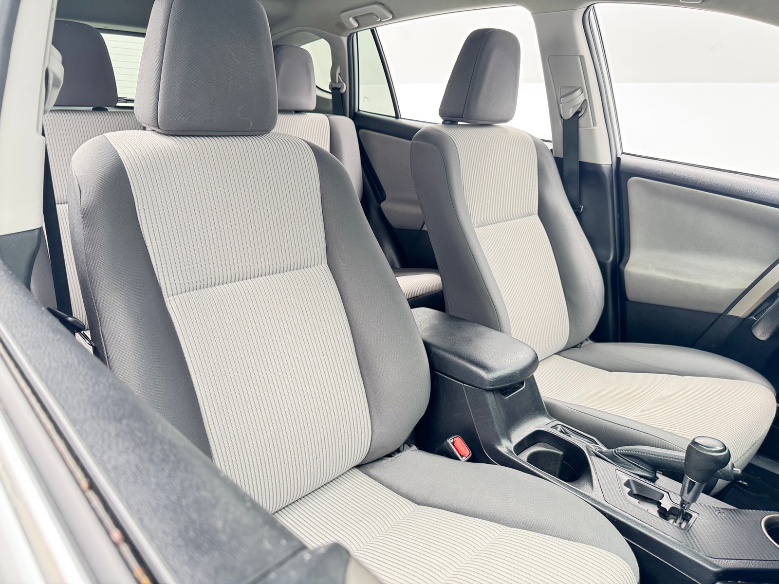 Thumbnail: 2014 Toyota RAV4 - 2