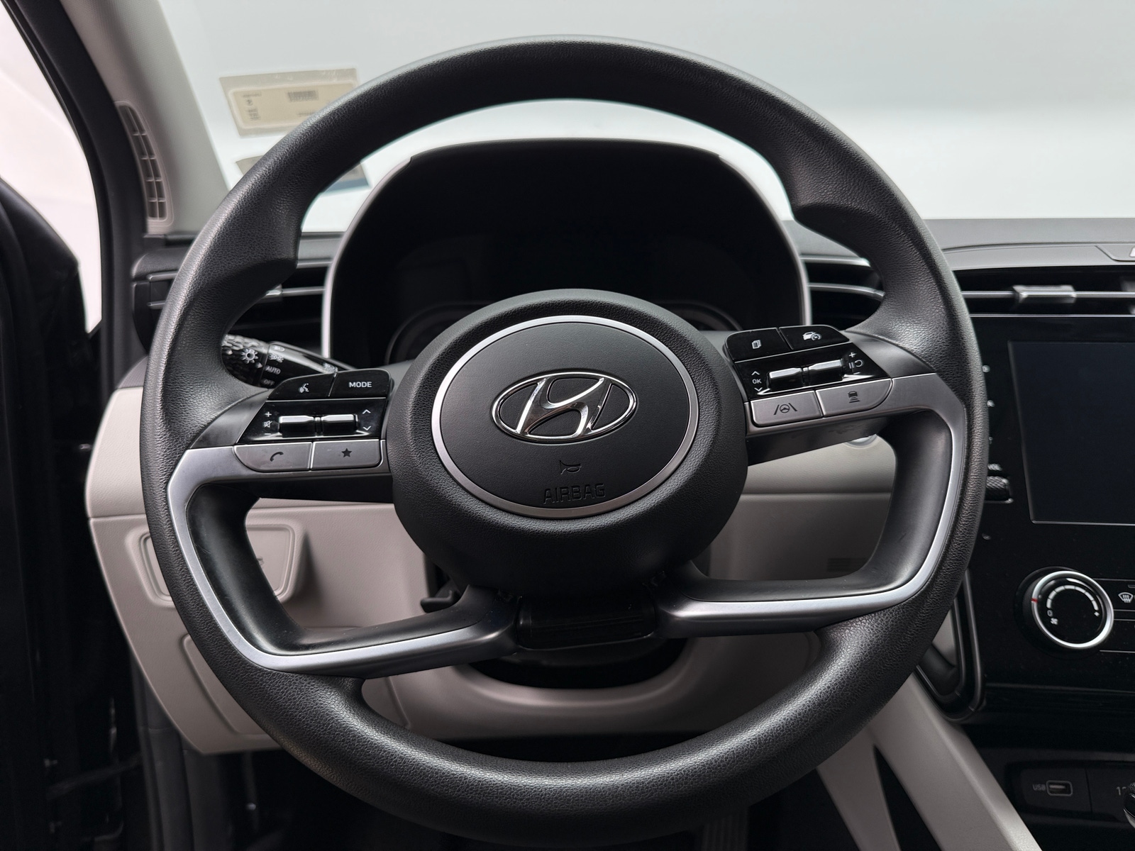 Thumbnail: 2022 Hyundai Tucson - 5
