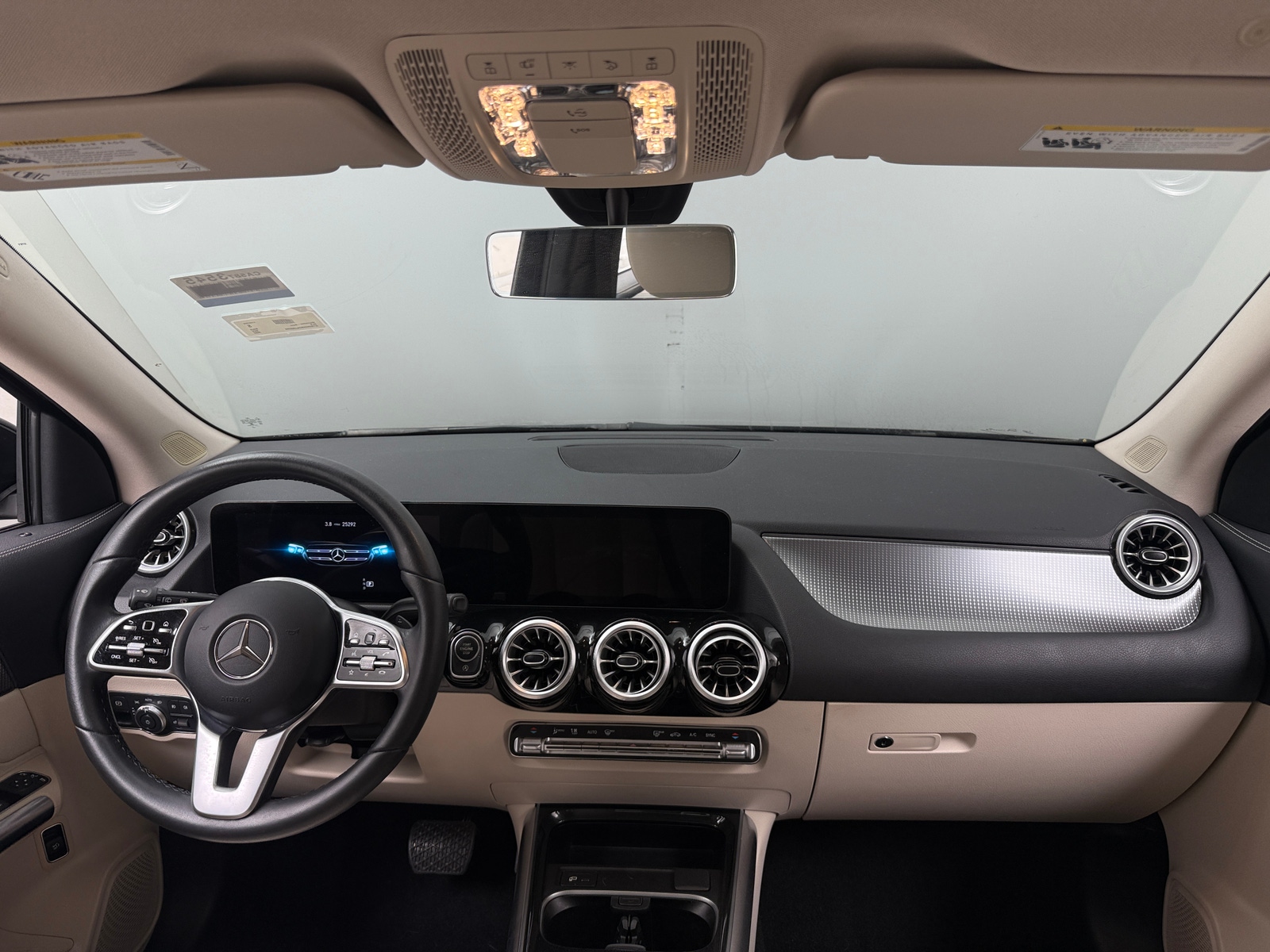 Thumbnail: 2022 Mercedes-Benz GLA - 2