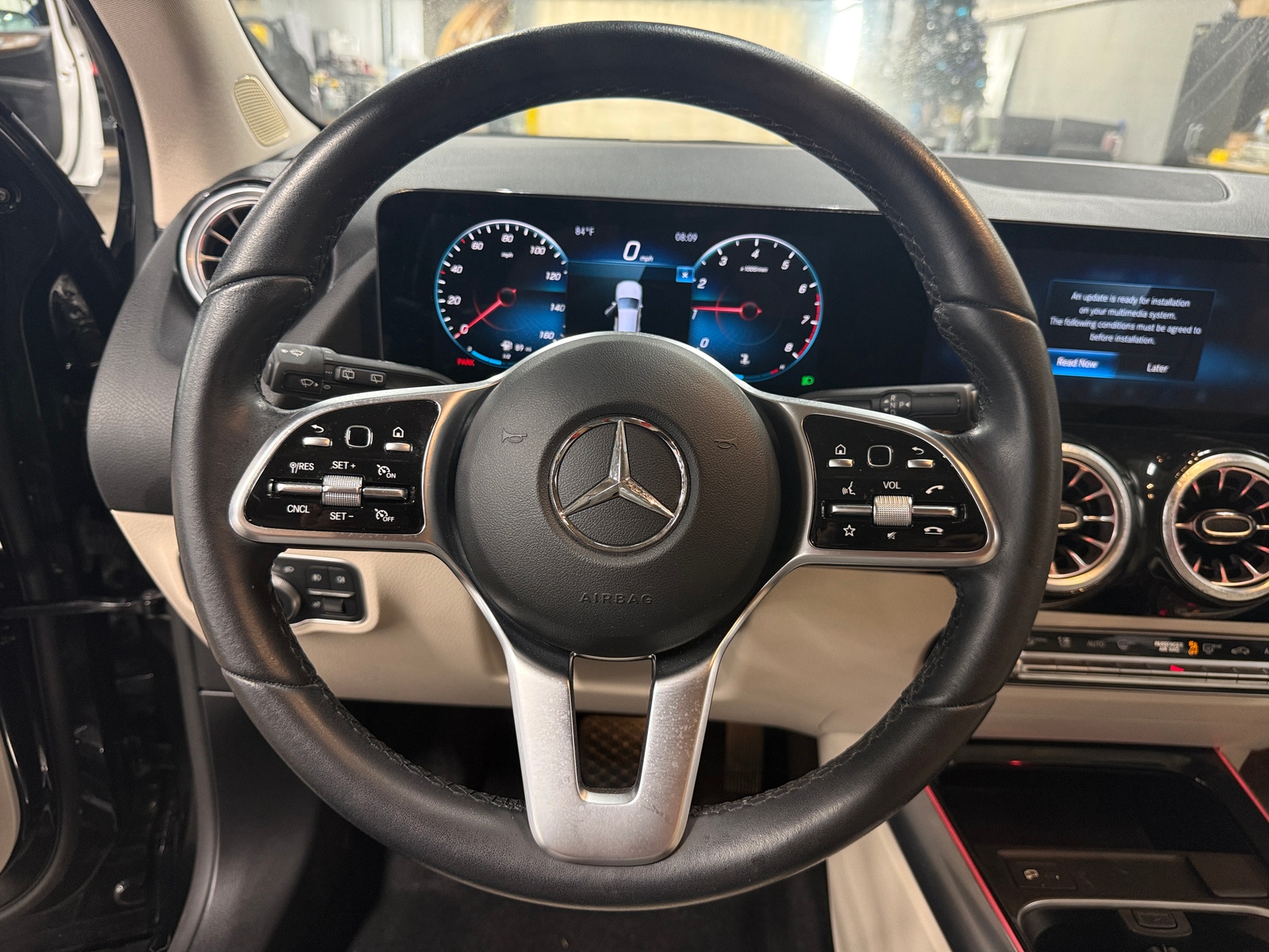 Thumbnail: 2022 Mercedes-Benz GLA - 4