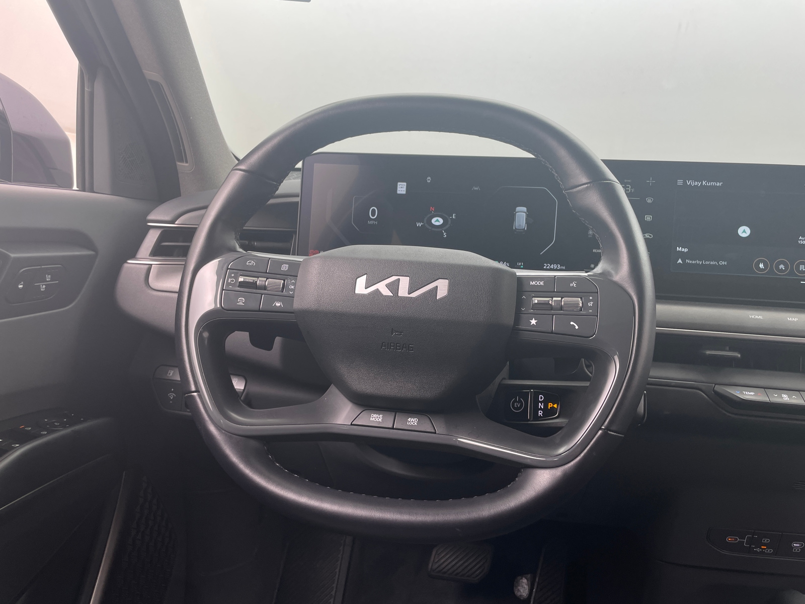 Thumbnail: 2024 Kia EV9 - 3