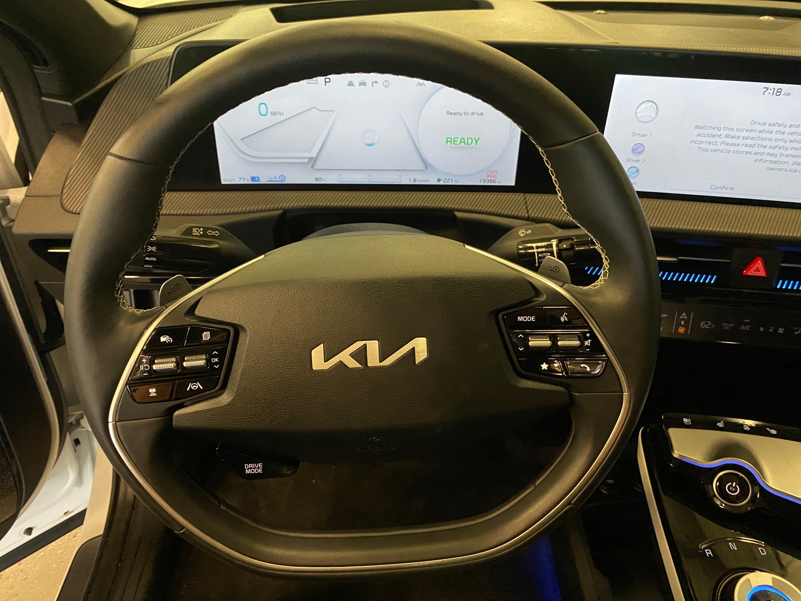 Thumbnail: 2023 Kia EV6 - 4