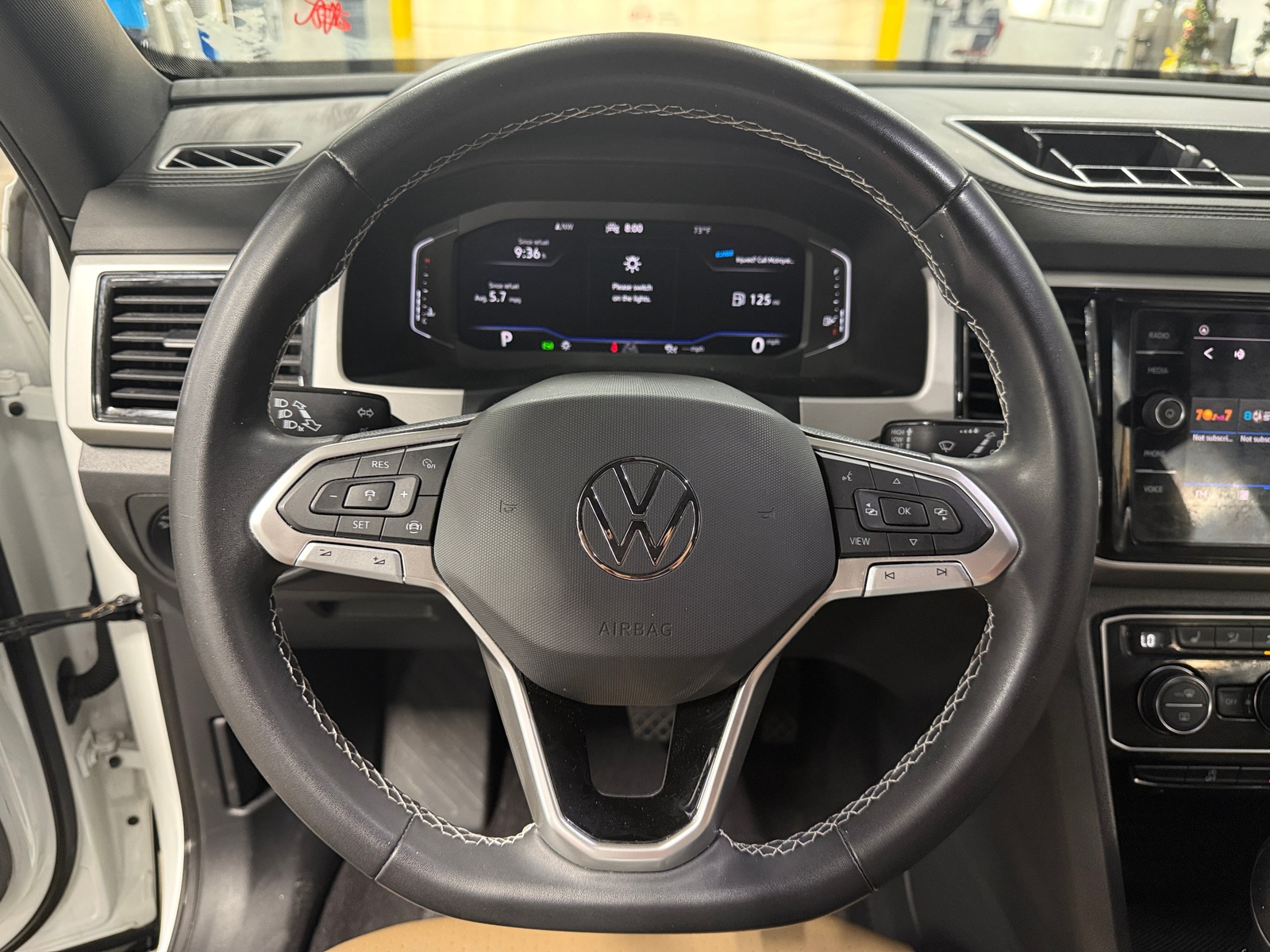 Thumbnail: 2022 Volkswagen Atlas - 4