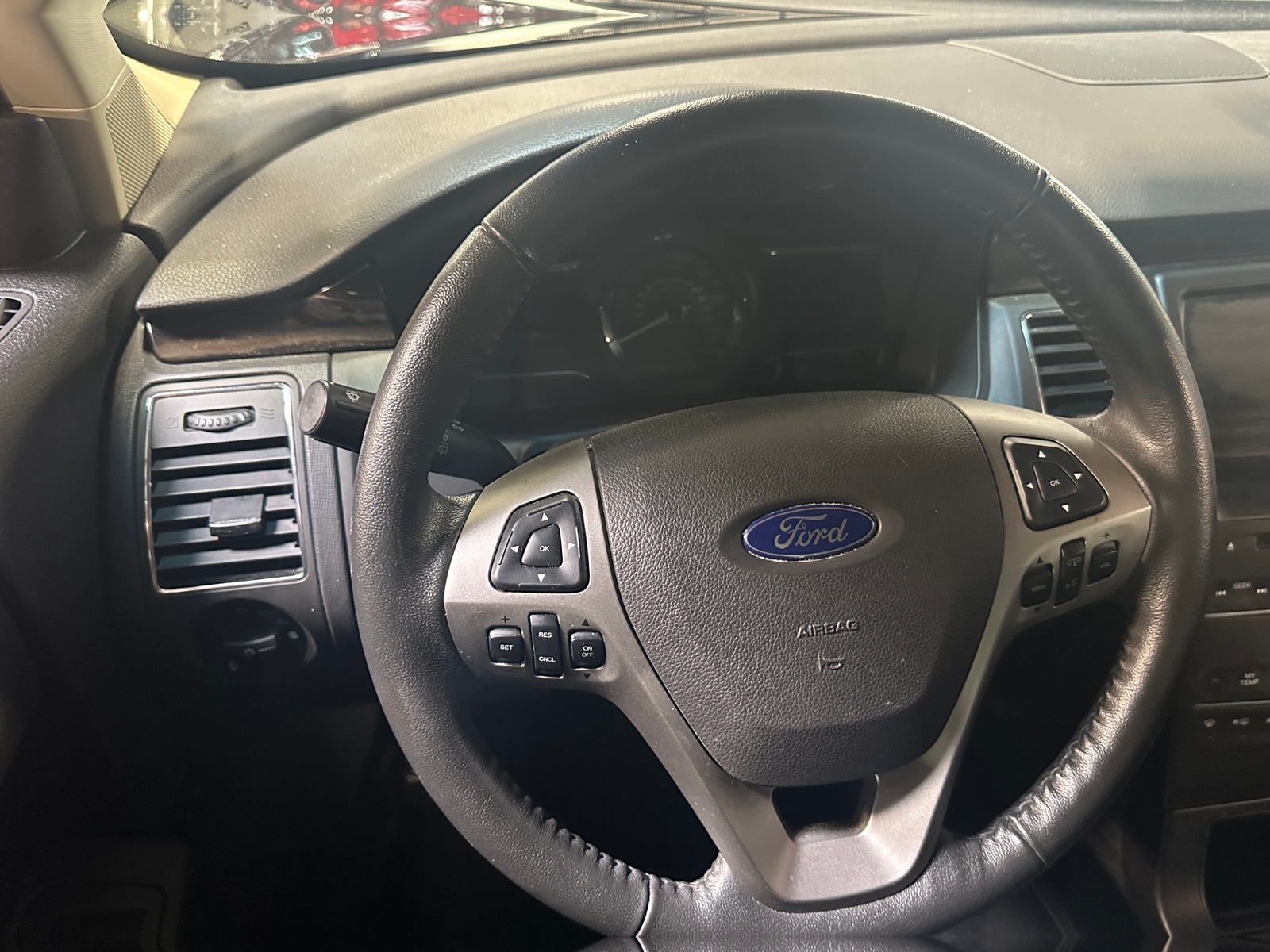 Thumbnail: 2019 Ford Flex - 4