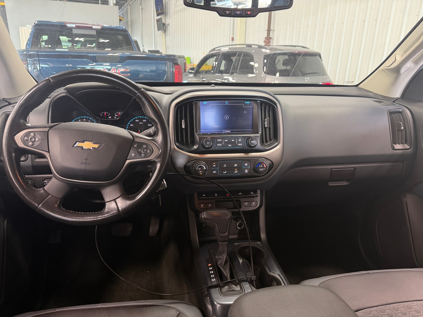 Thumbnail: 2016 Chevrolet Colorado - 3