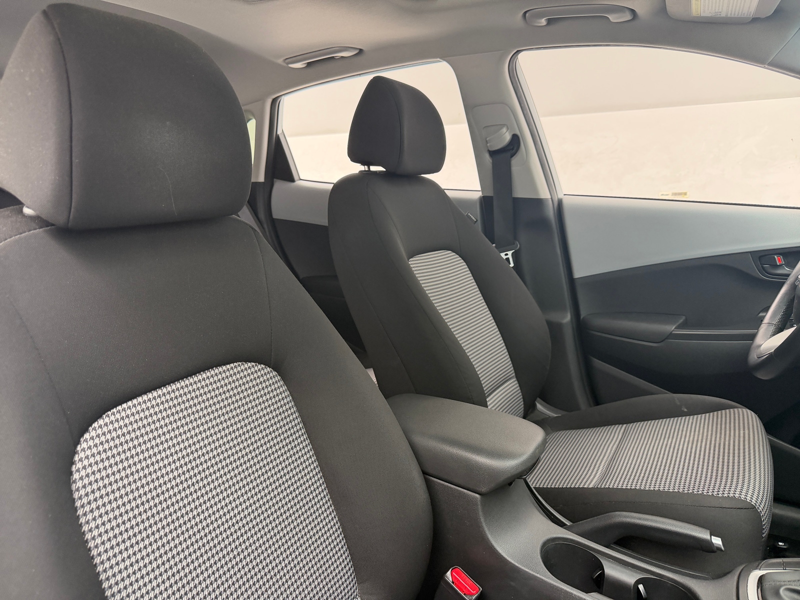 Thumbnail: 2020 Hyundai Kona - 2