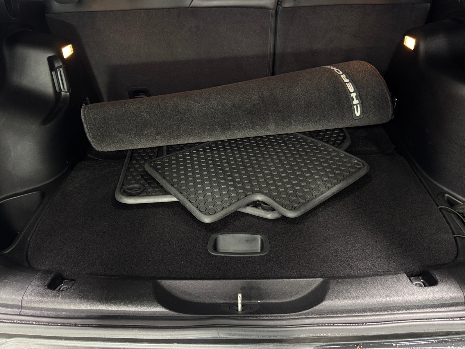 Thumbnail: 2014 Jeep Cherokee - 7