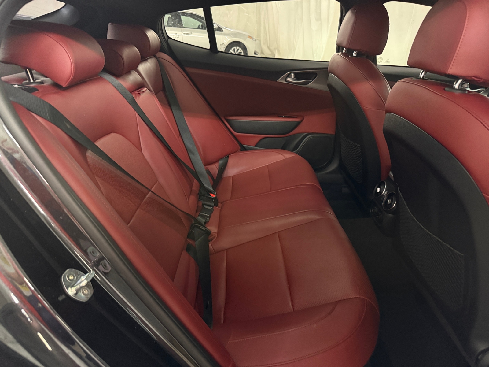 Thumbnail: 2022 Kia Stinger - 5
