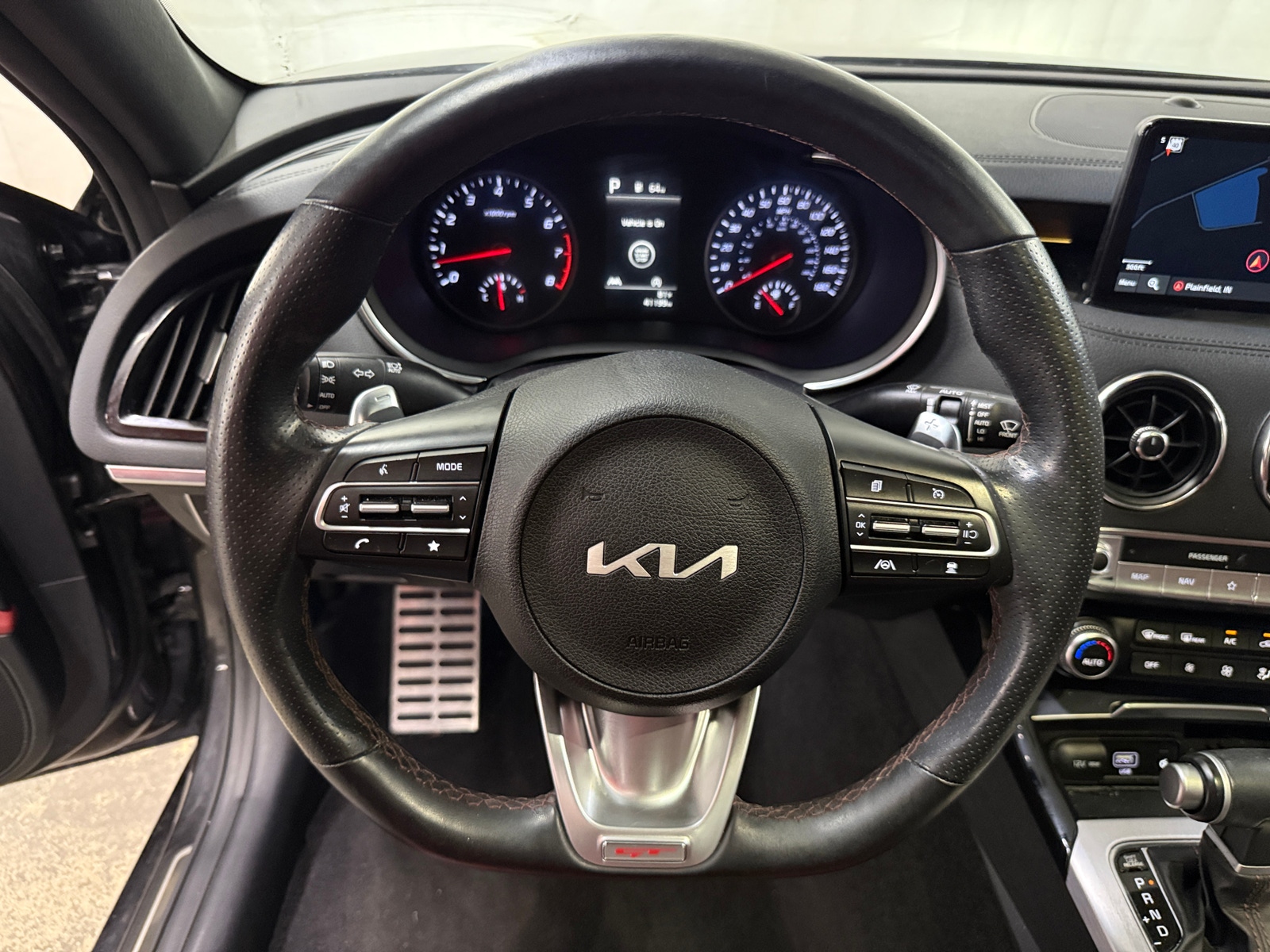 Thumbnail: 2022 Kia Stinger - 4