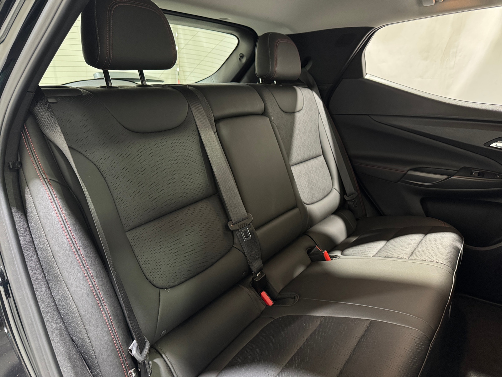 Thumbnail: 2023 Chevrolet Bolt EUV - 5