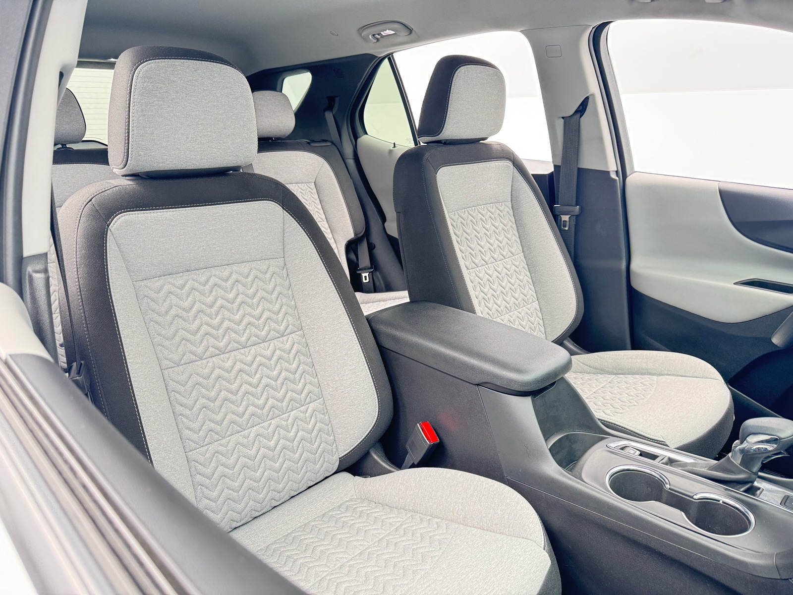 Thumbnail: 2023 Chevrolet Equinox - 2