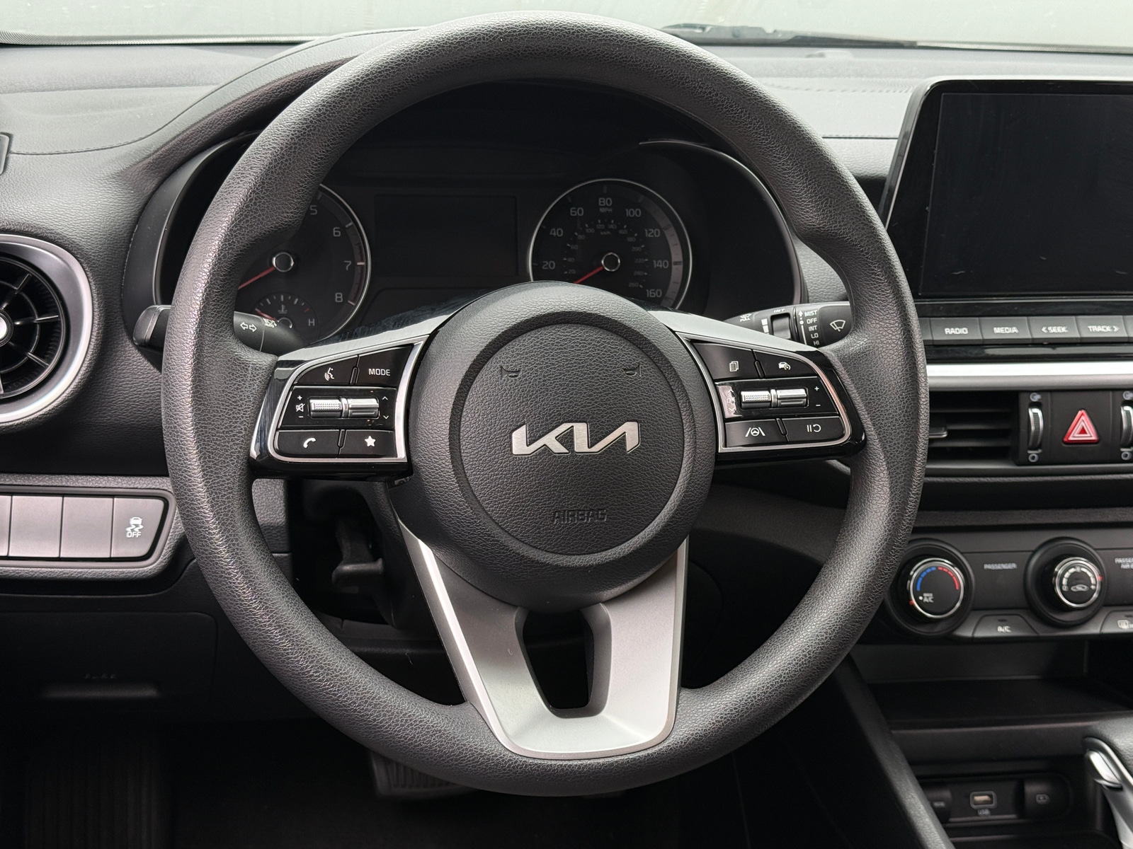 Thumbnail: 2024 Kia Forte - 5