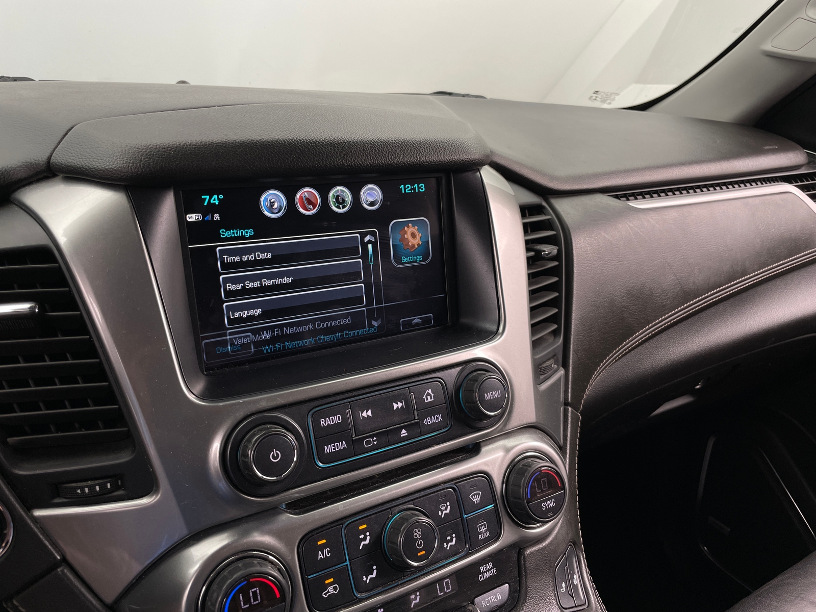 Thumbnail: 2020 Chevrolet Tahoe - 3