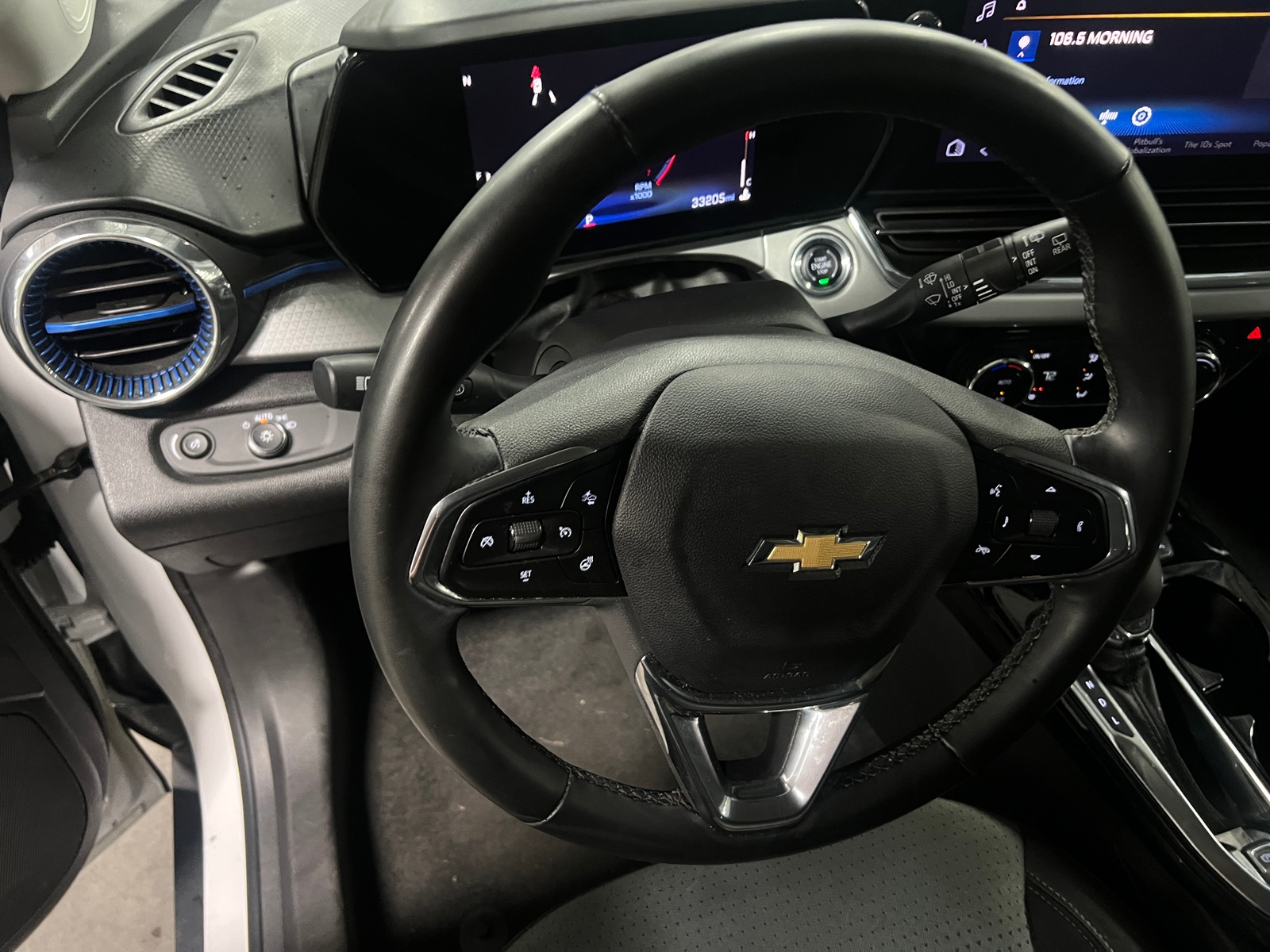 Thumbnail: 2025 Chevrolet Trax - 5