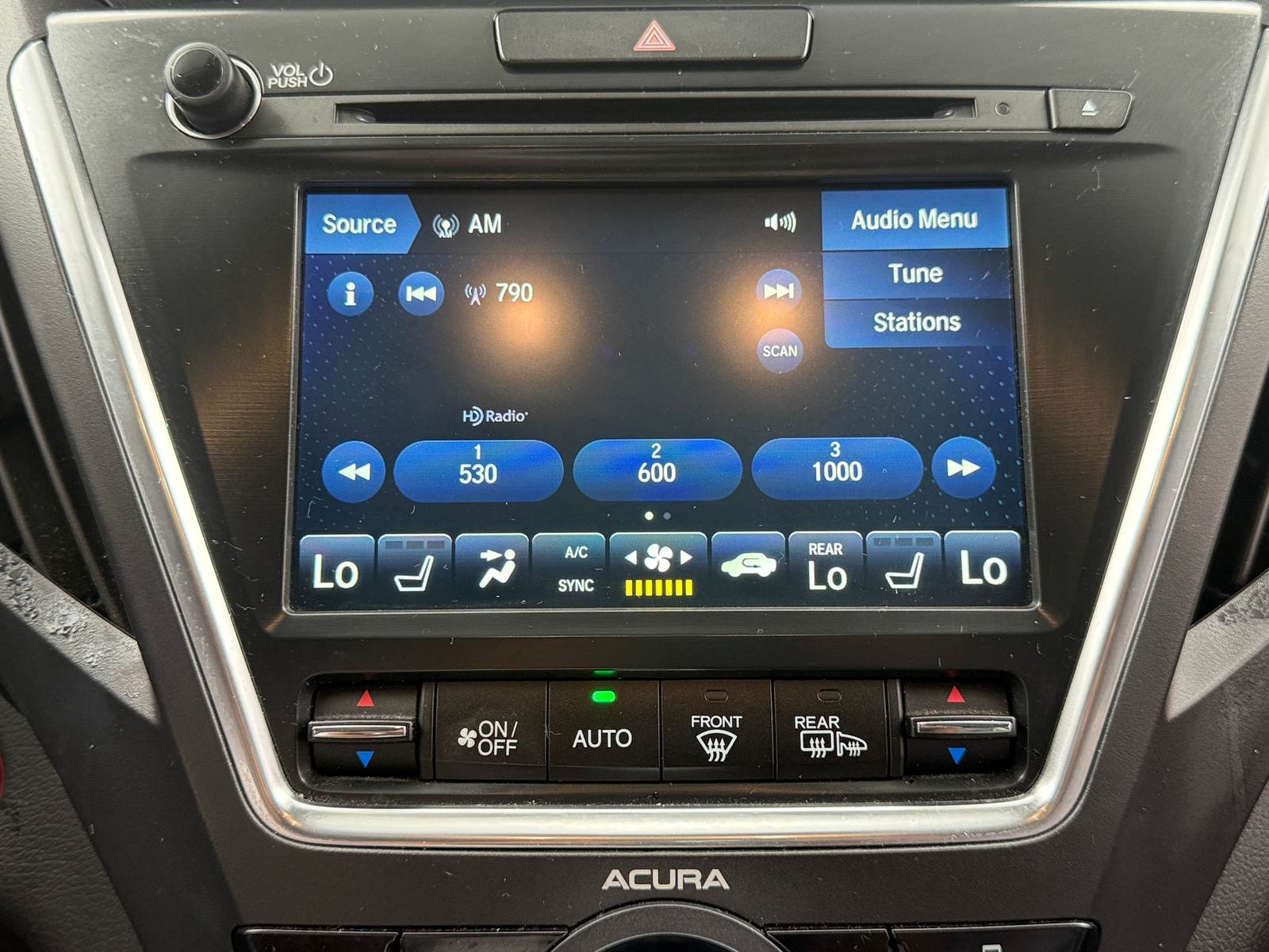 Thumbnail: 2018 Acura MDX - 3