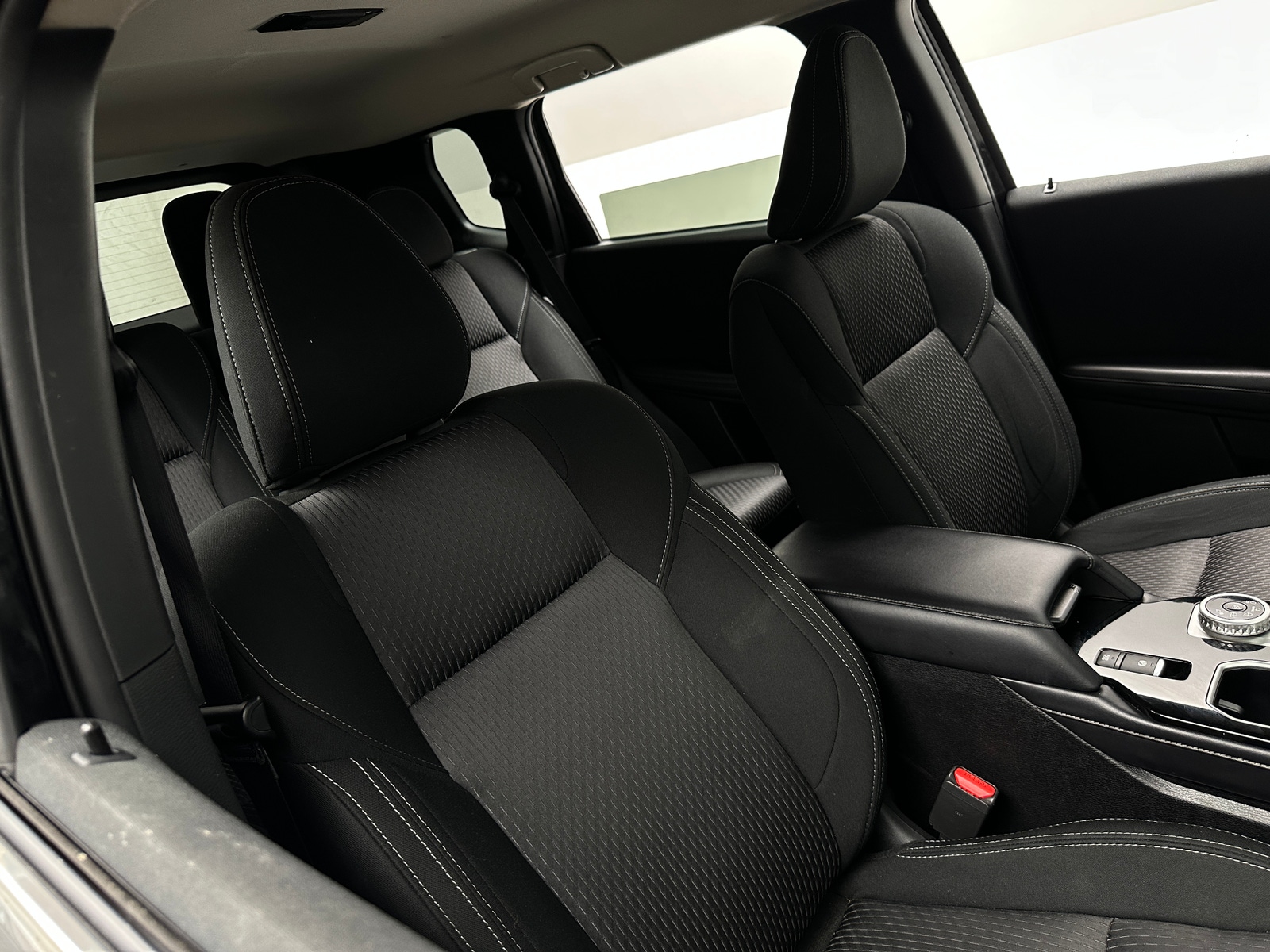 Thumbnail: 2025 Mitsubishi Outlander - 2