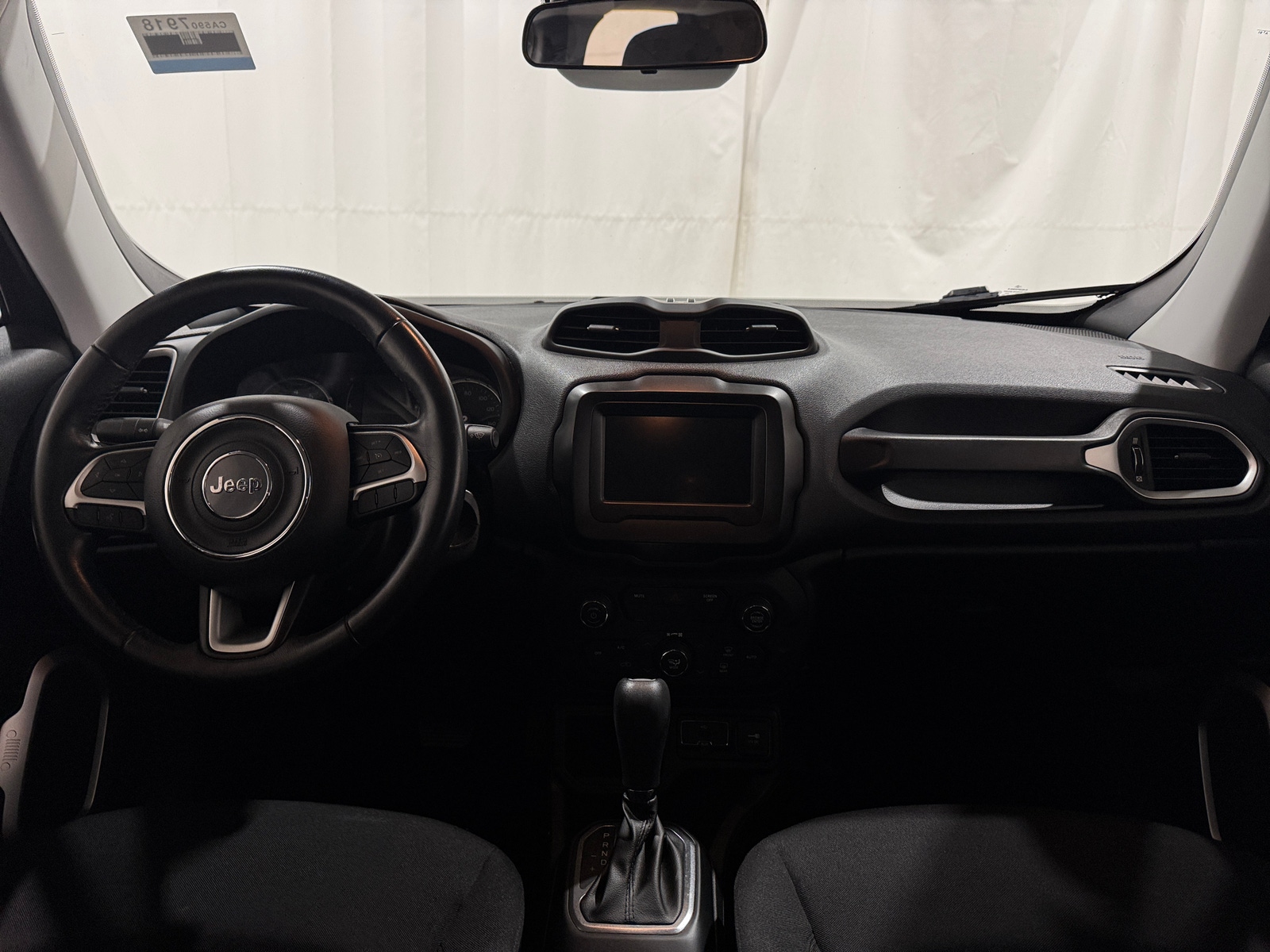 Thumbnail: 2018 Jeep Renegade - 3