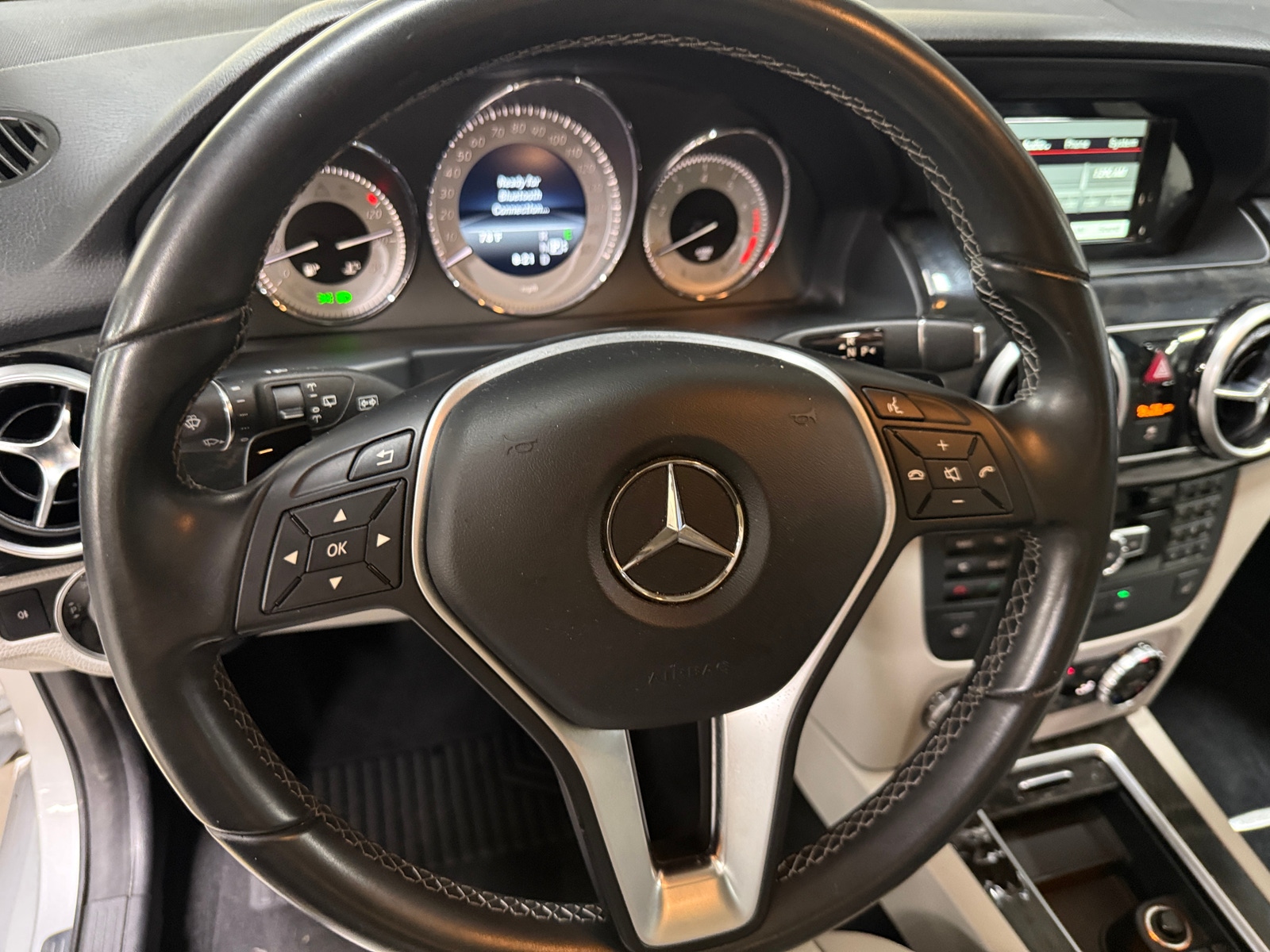 Thumbnail: 2015 Mercedes-Benz GLK - 4