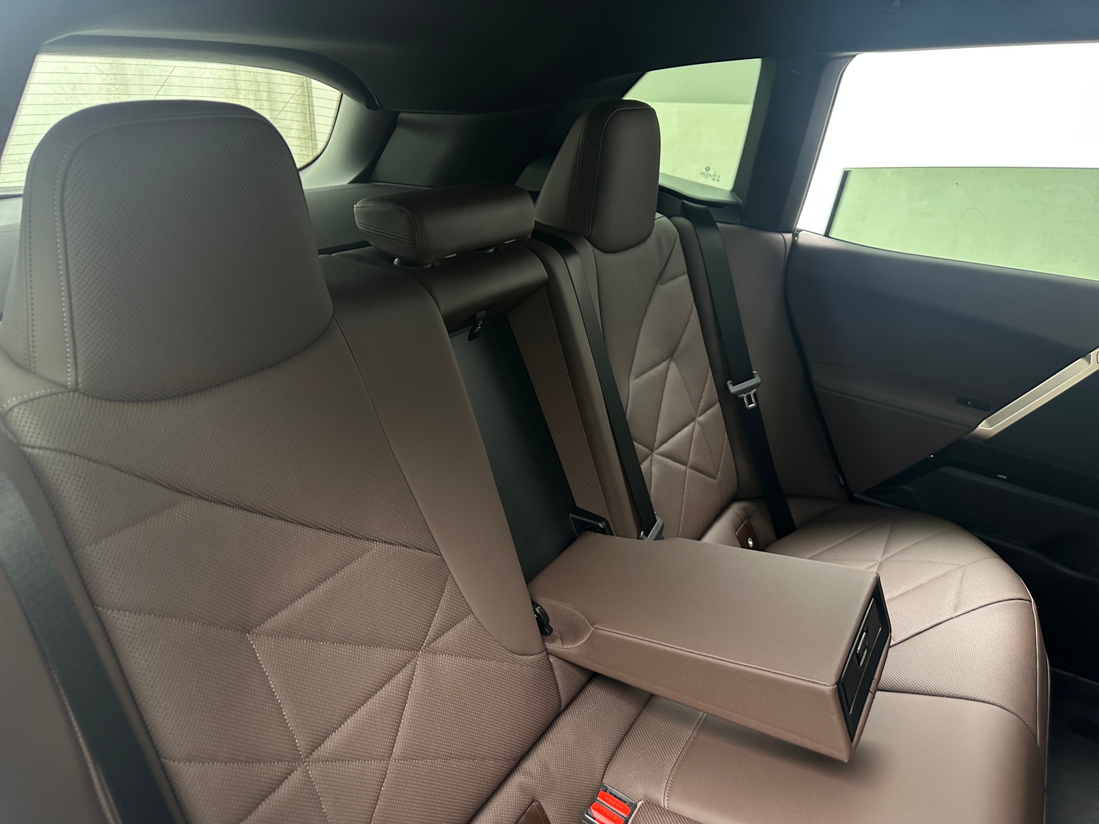 Thumbnail: 2022 BMW iX - 5