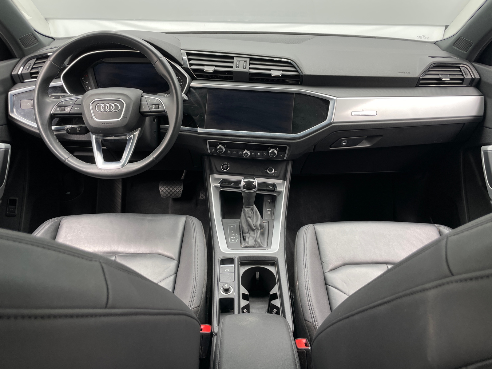 Thumbnail: 2021 Audi Q3 - 2