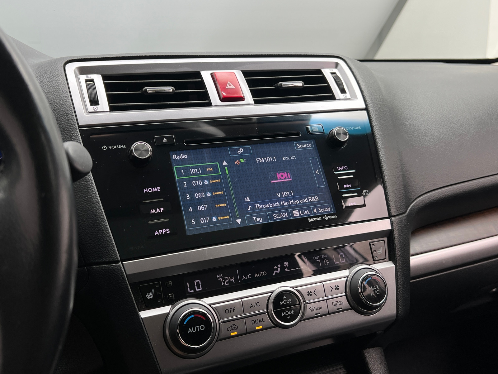 Thumbnail: 2016 Subaru Outback - 3