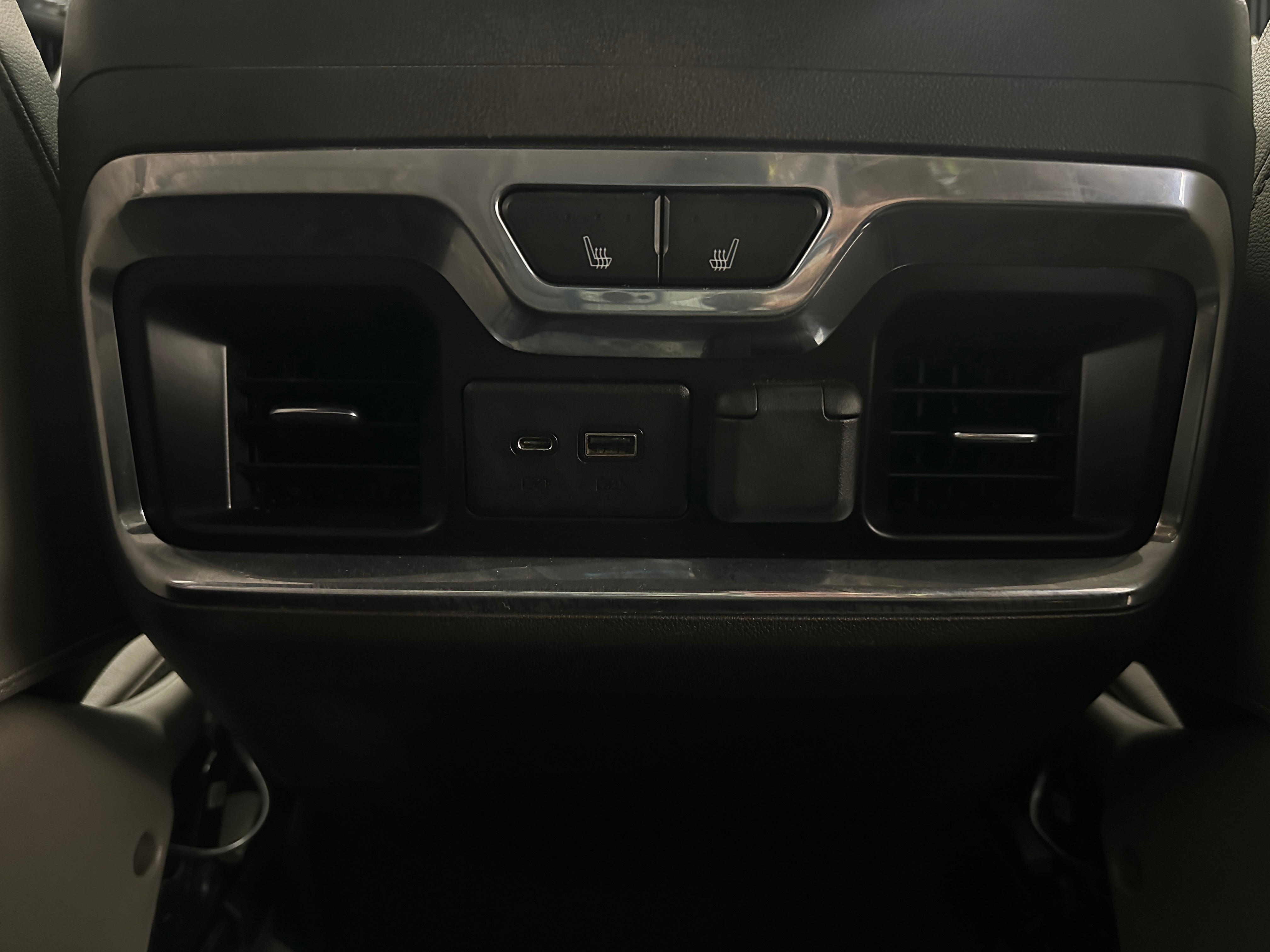 2019 GMC Sierra 1500 SLT - Photo 7
